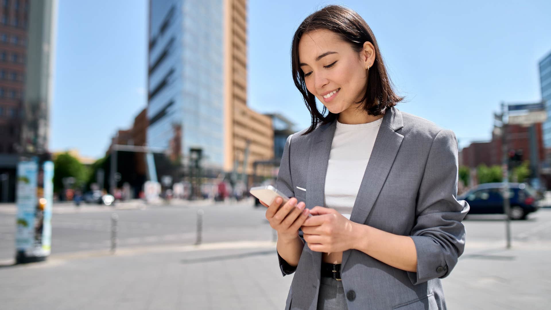 smiling woman texting man i'll message you after