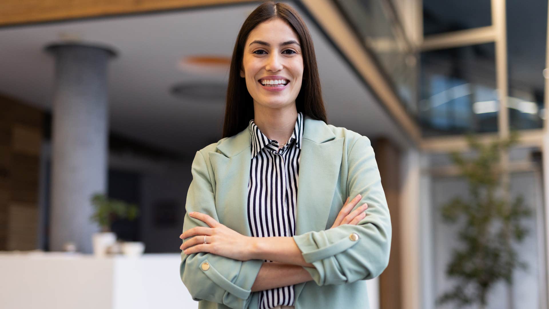 confident woman thinking i don't do mixed signals 