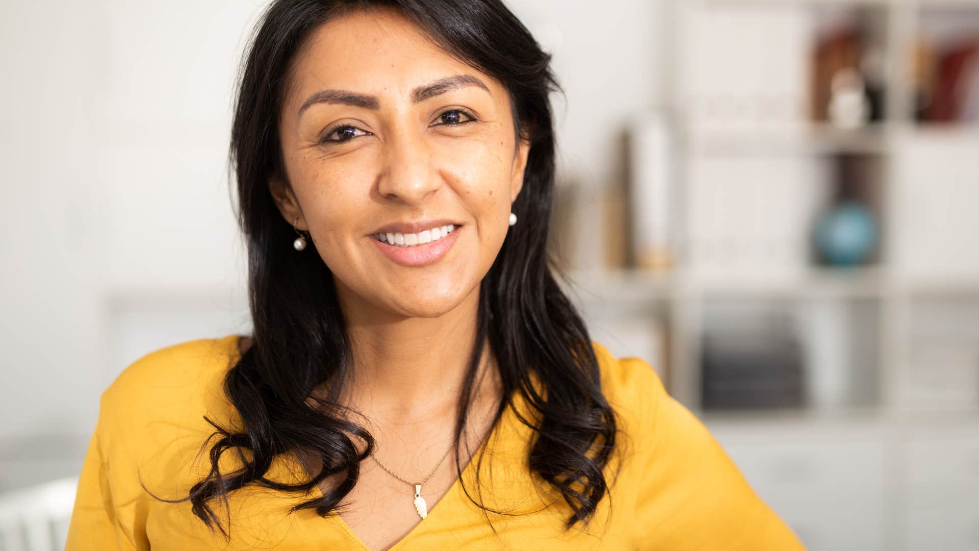 women who hate small talk and fake people usually have these highly intelligent traits they are wise