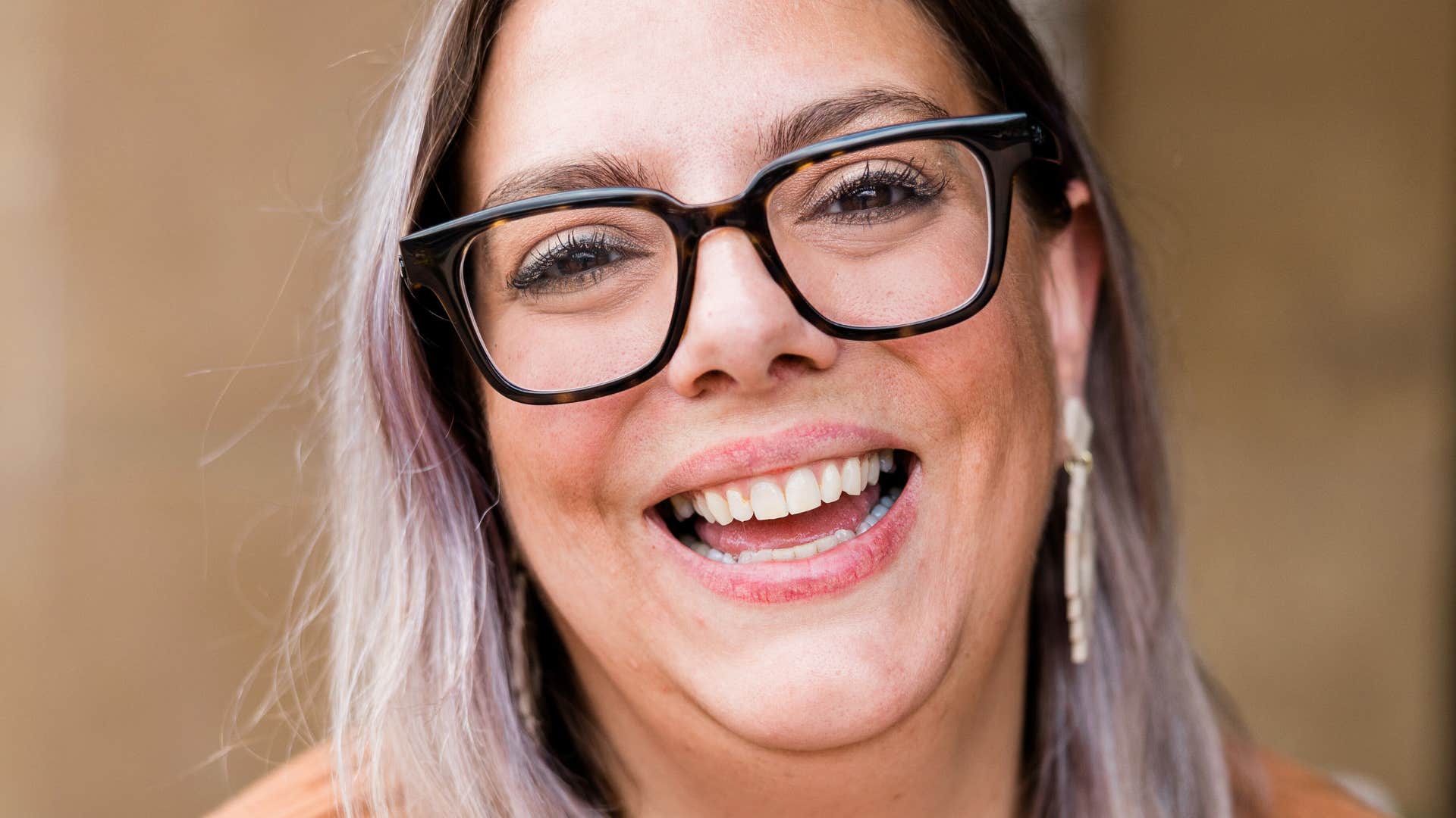 women who never chase attention usually share these rare traits they are authentic