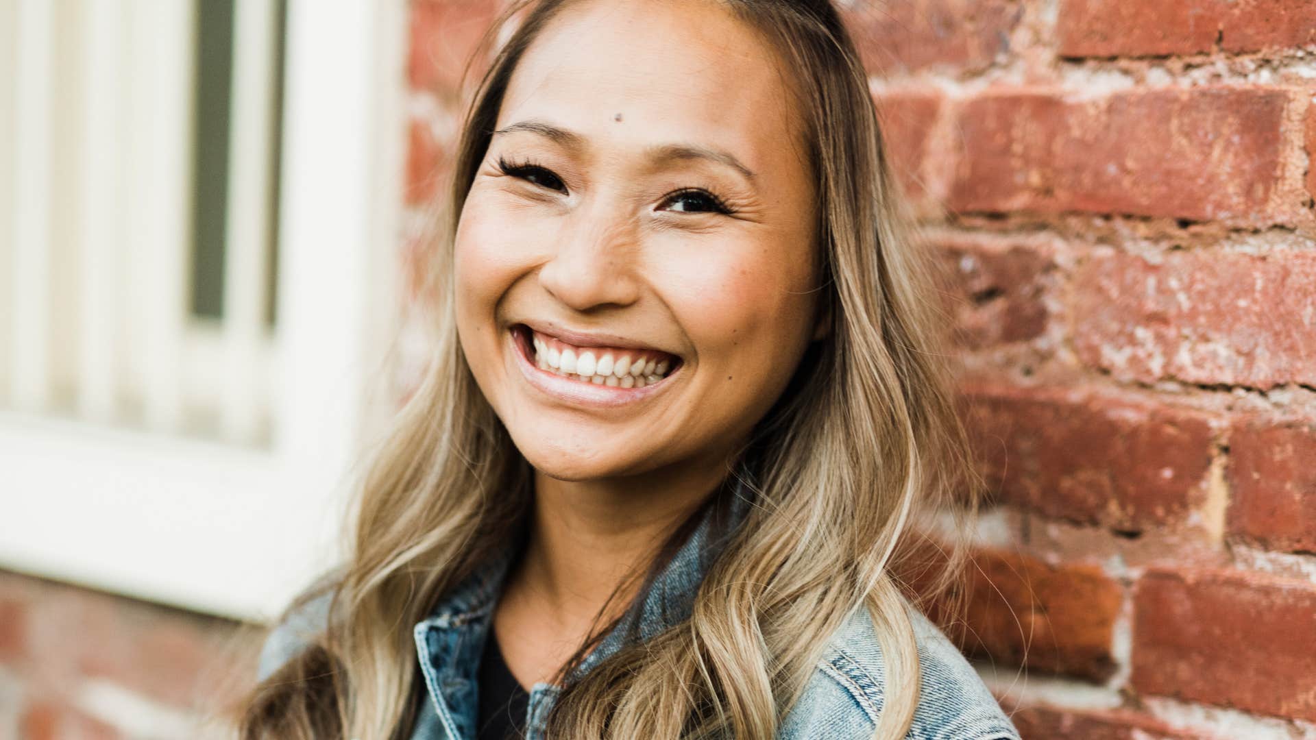 women who never chase attention usually share these rare traits they are clear communicators