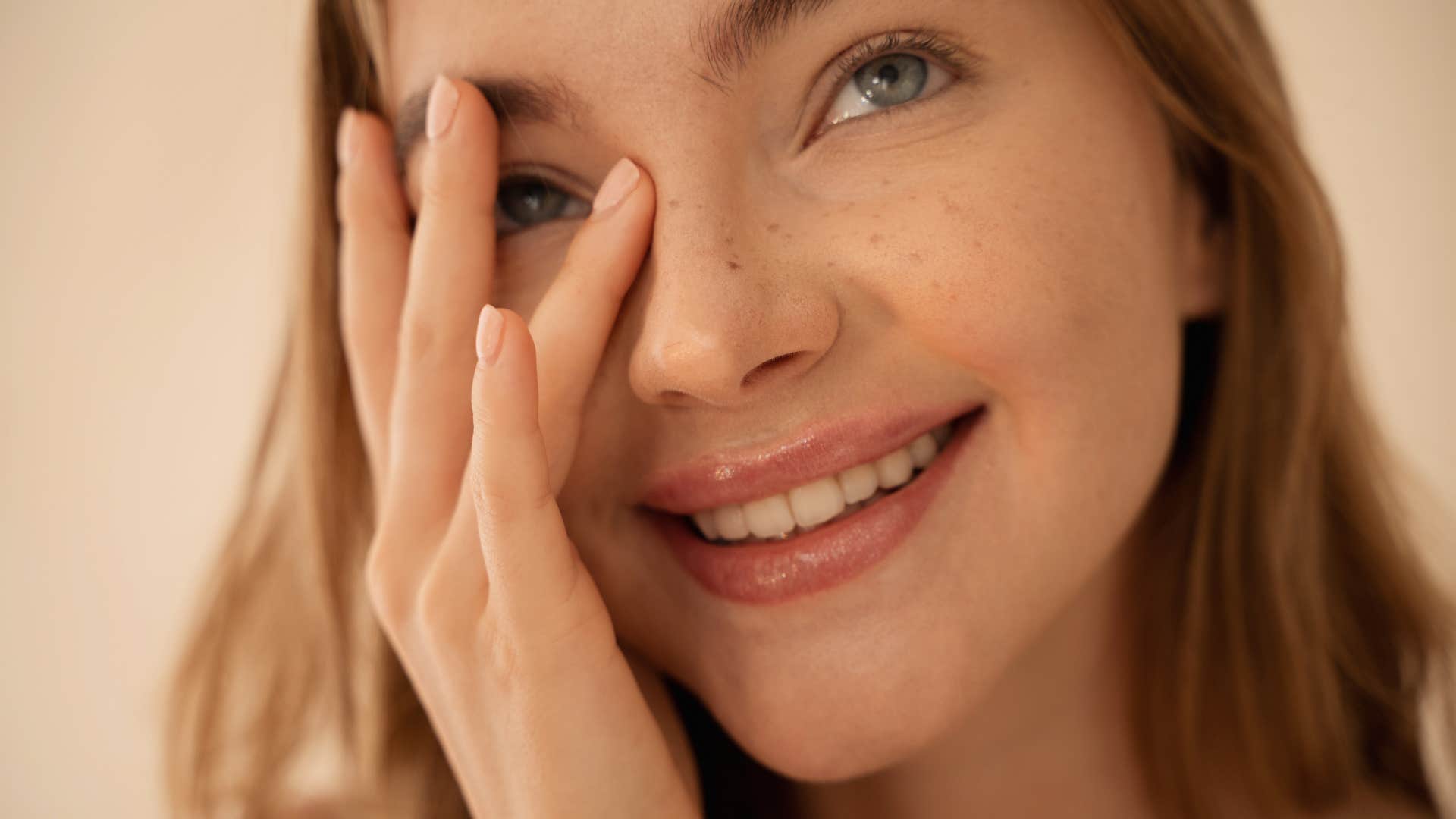 women who quietly break unhealthy family patterns usually have these exceptionally rare traits they are independent