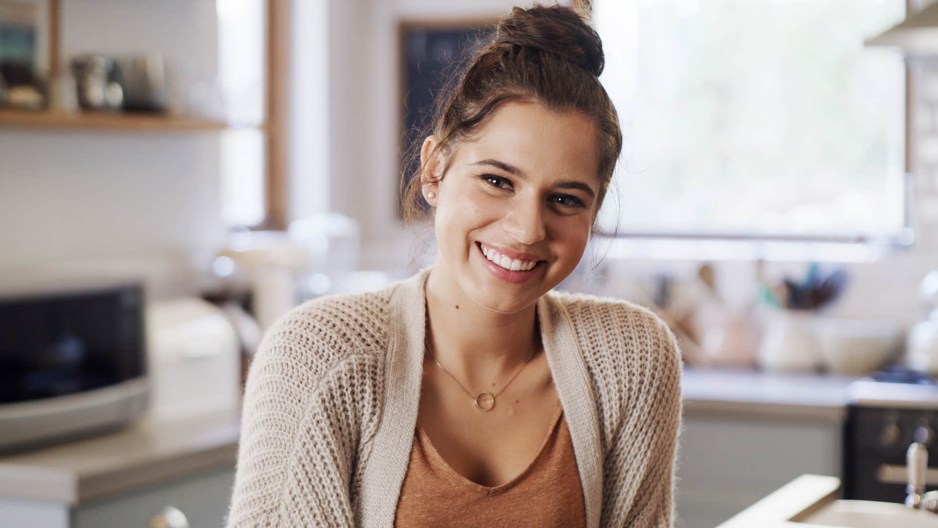 incredibly self-aware woman happy with zero drama and a simple lifestyle