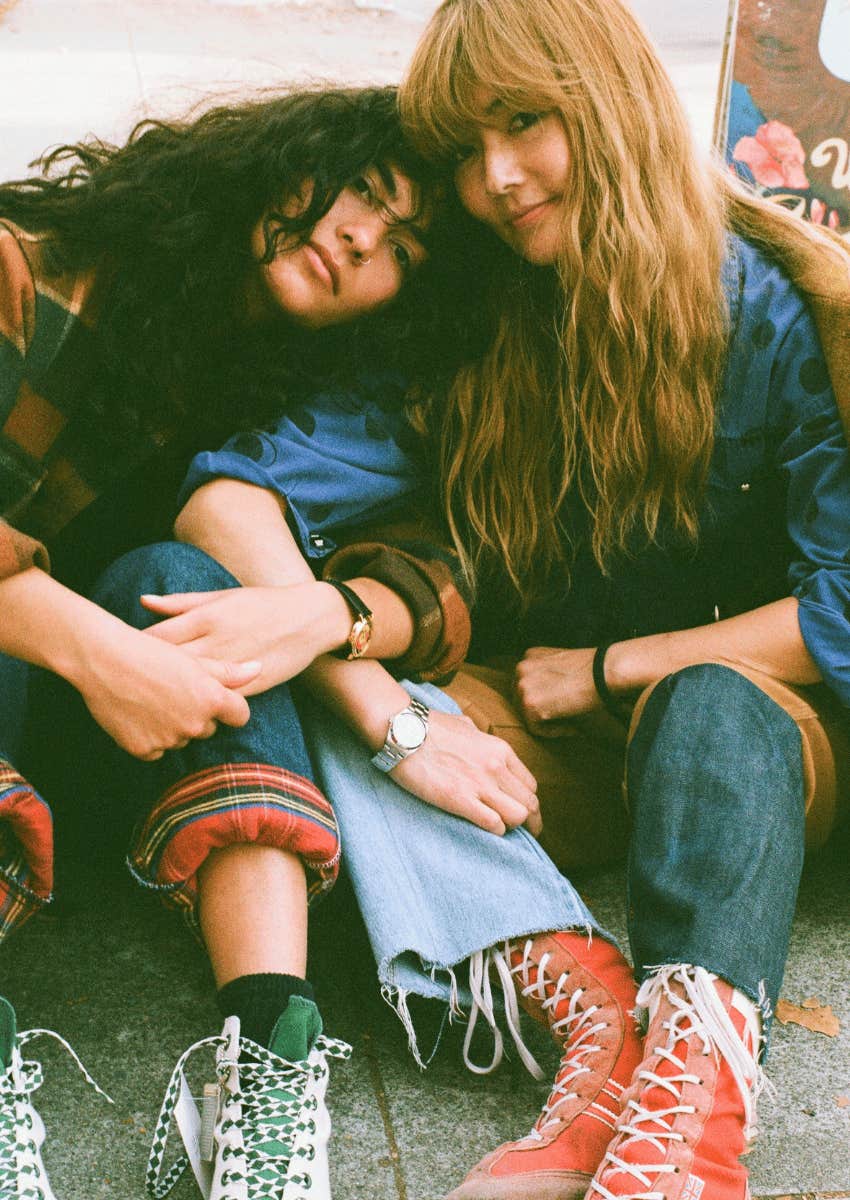70s vintage picture of friends sitting close together