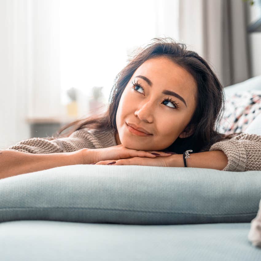 woman with aphantasia trying to visualize but having the condition isn't a bad thing