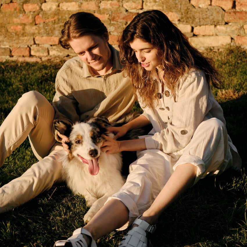 dog can tell if woman's boyfriend is good for her