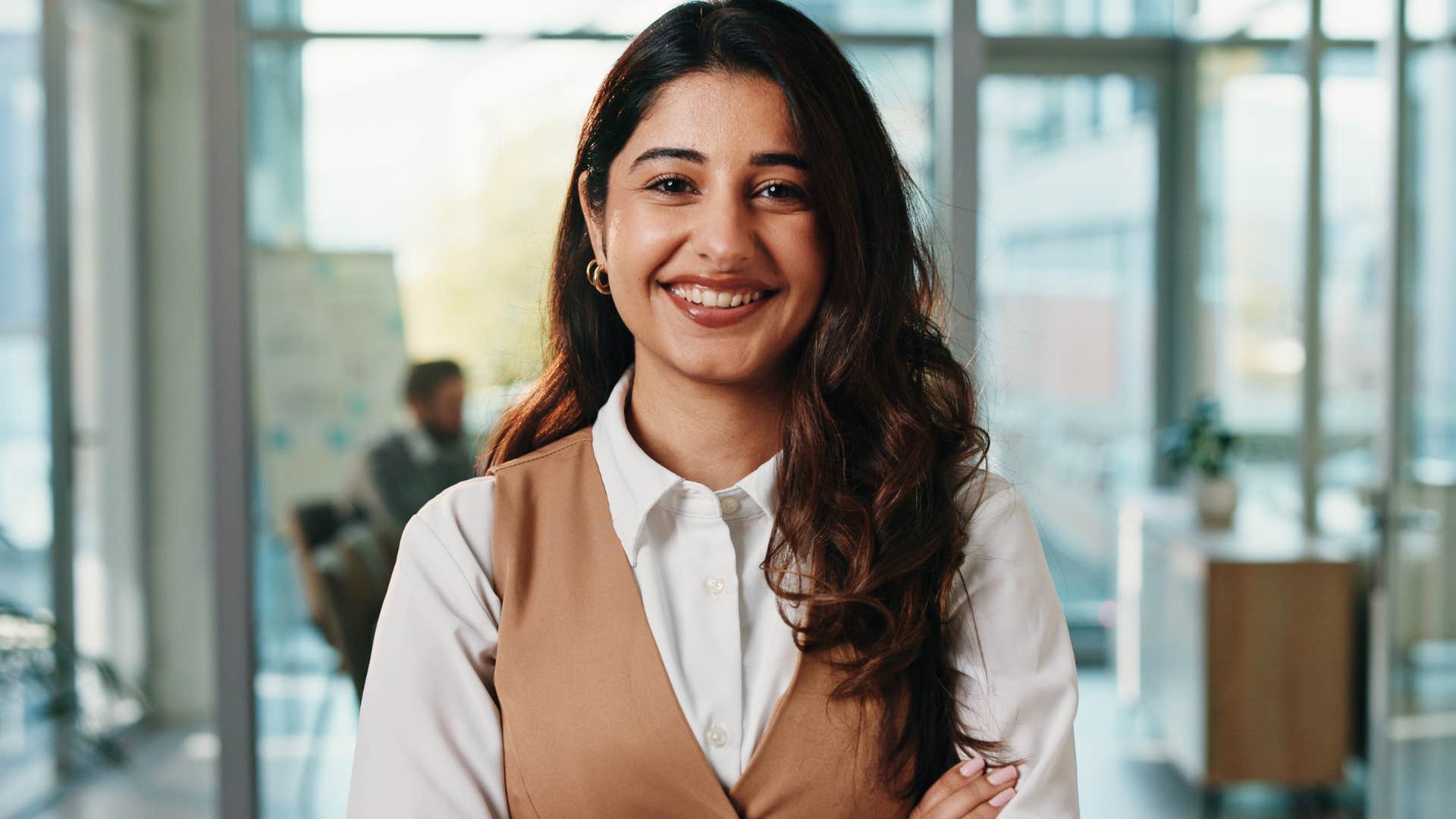 strong woman who doesn't rely on others for validation