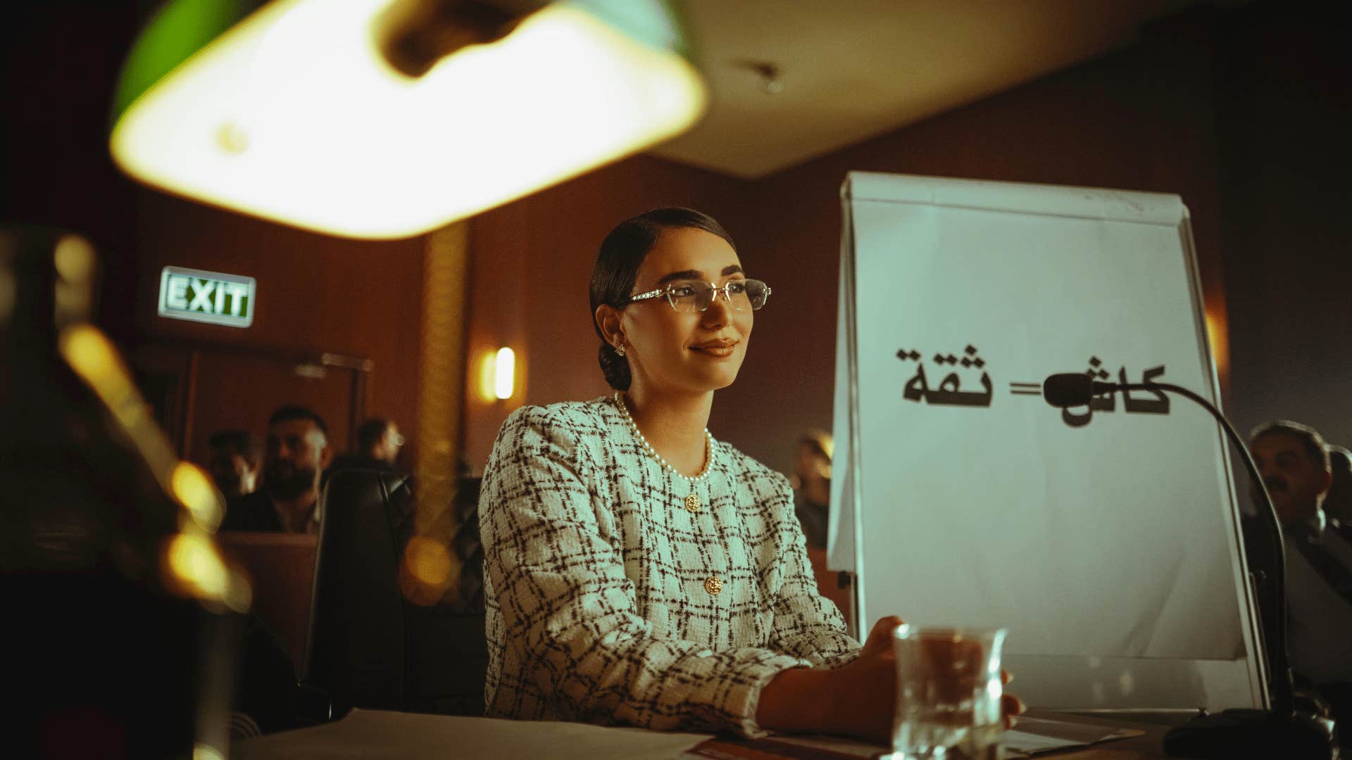 woman with emotional intelligence who attracts pretty much every man she meets