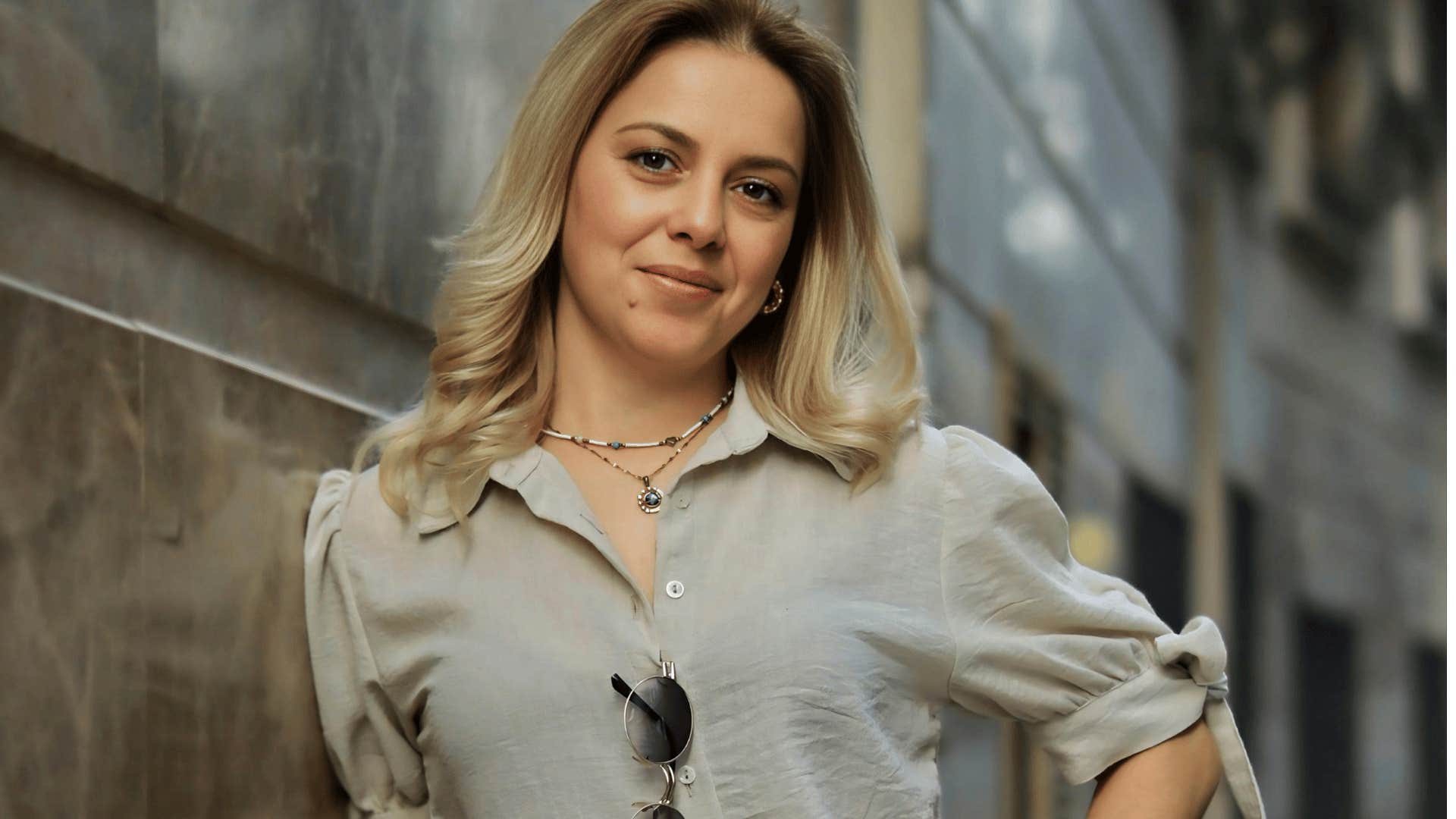 woman with genuine kindness who attracts pretty much every man she meets