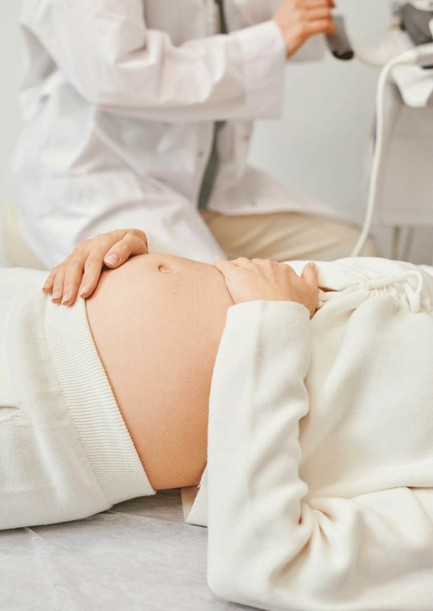 expecting woman at doctor's visit