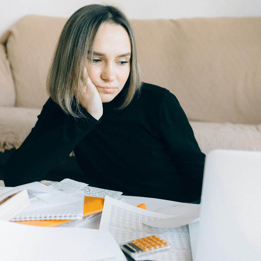 young woman financial difficulties can't achieve american dream