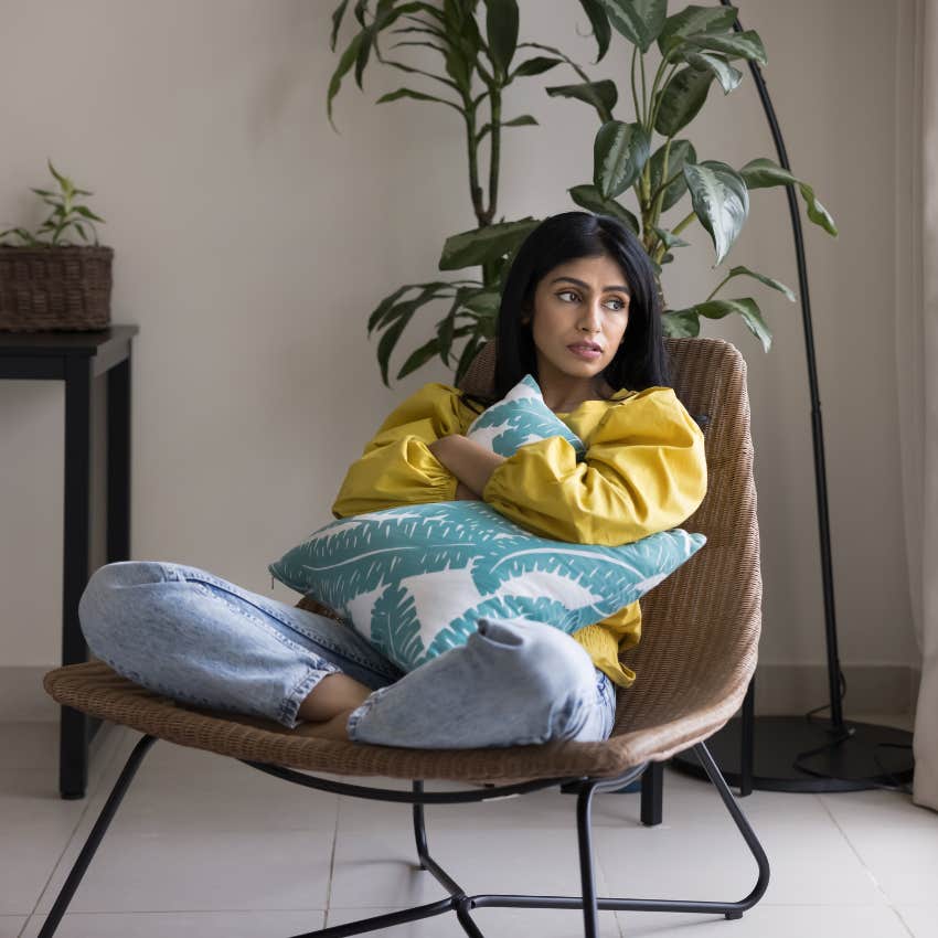 young woman who can't live on her own even though she works full-time