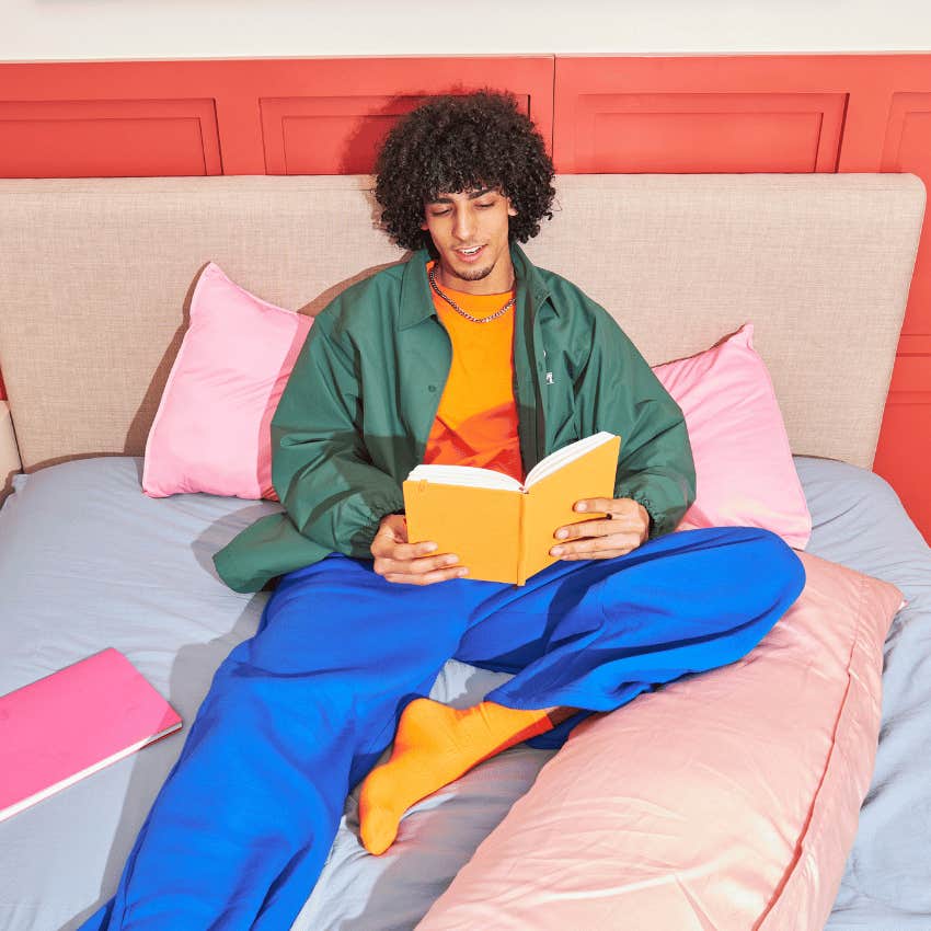 man who has fitted sheets in his home