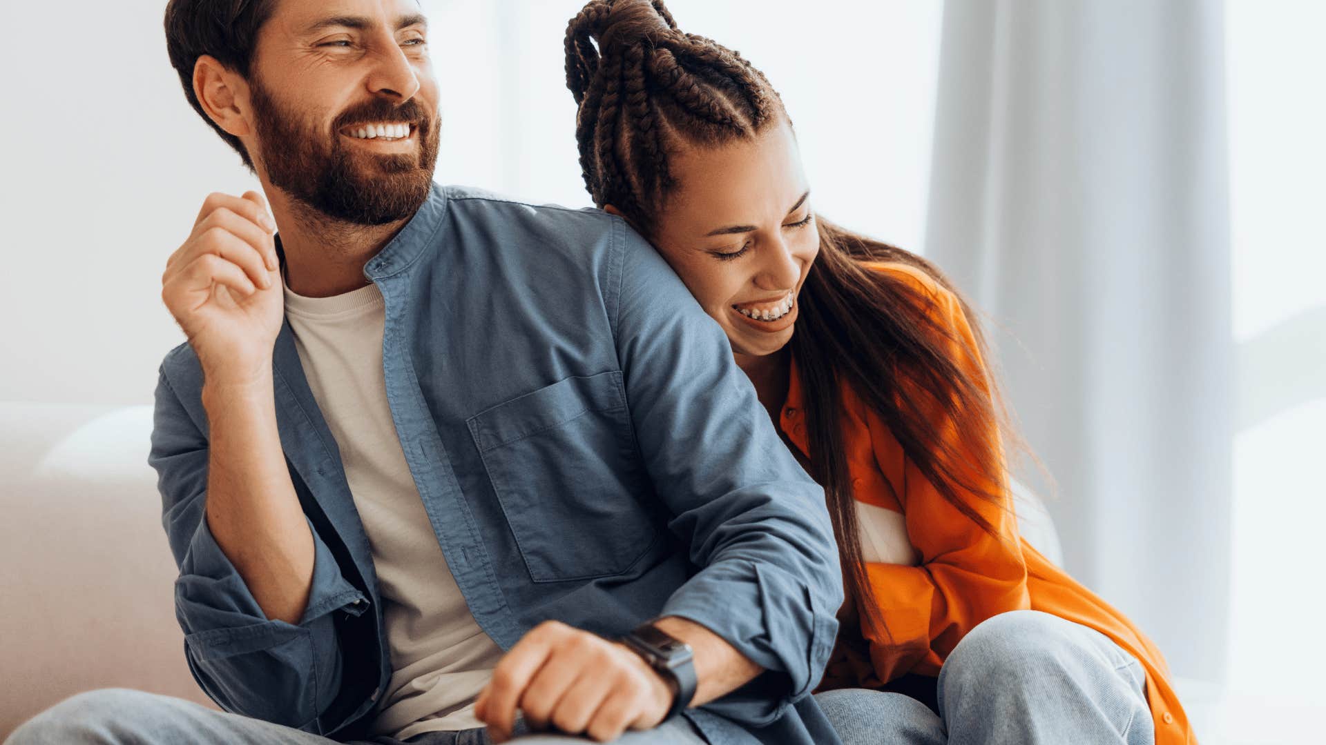 man who shows who he is by paying attention