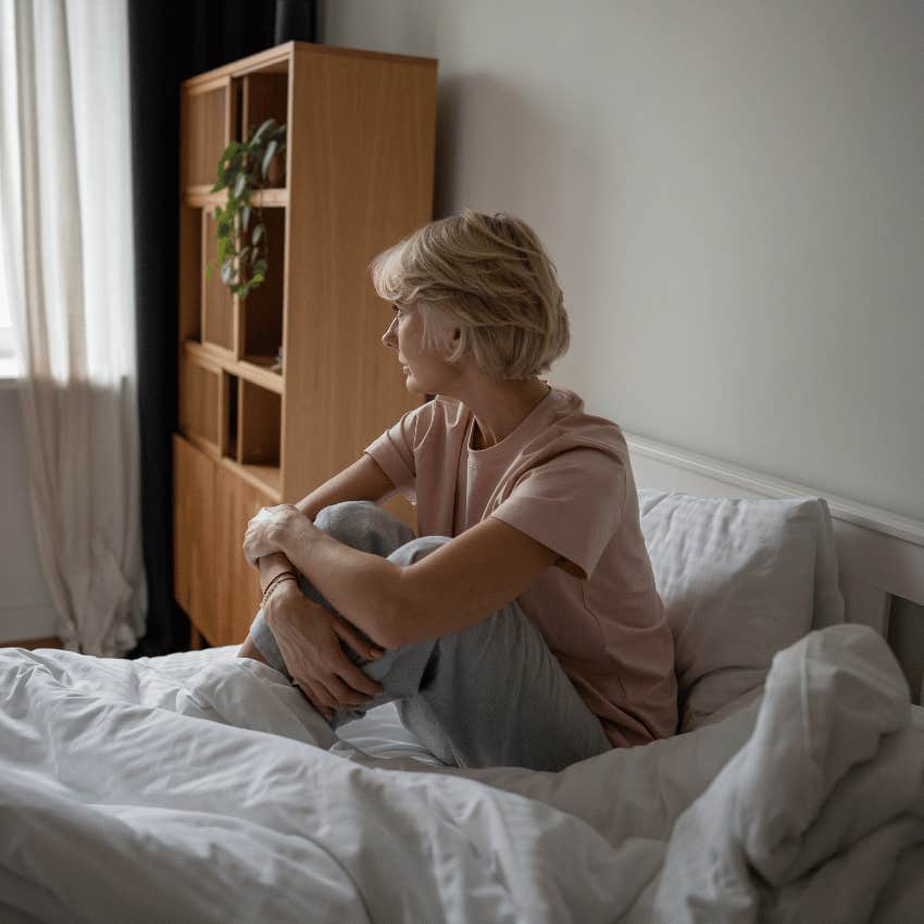 woman who wakes up at 3 am almost every night because she's stressed