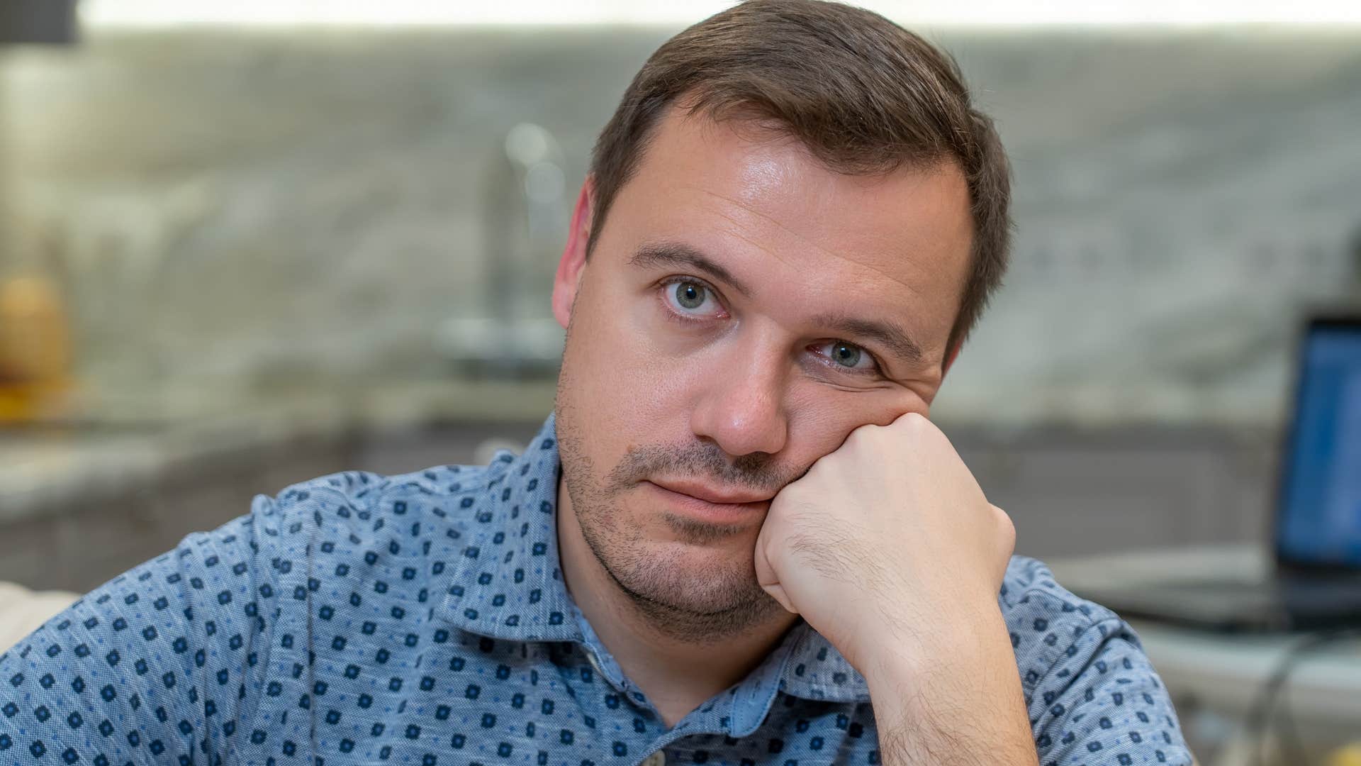 man hearing a woman say aside from the obvious what would you change about yourself feeling upset