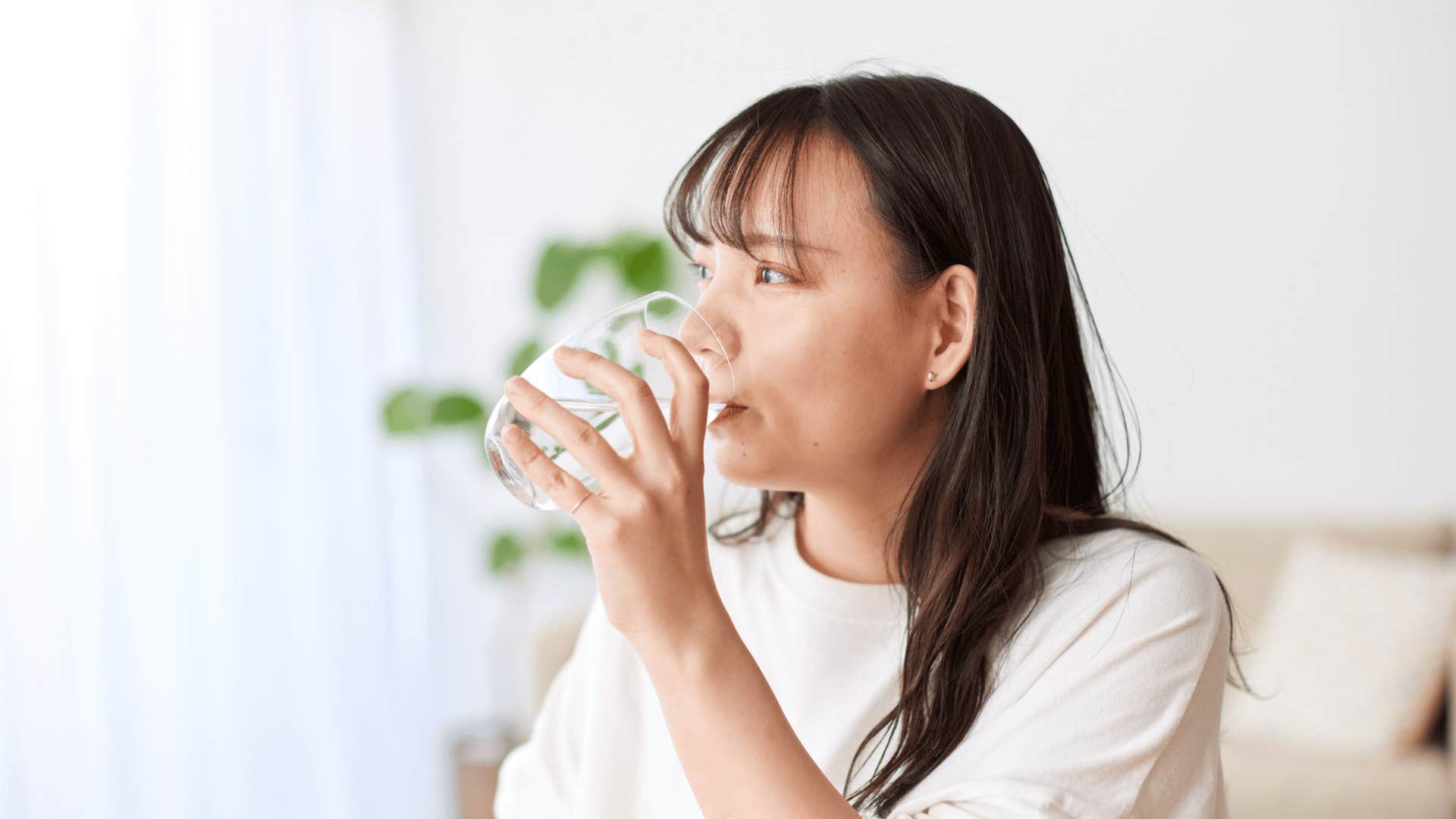 odd little habits that keep gen x women looking way younger than they really are they stay hydrated