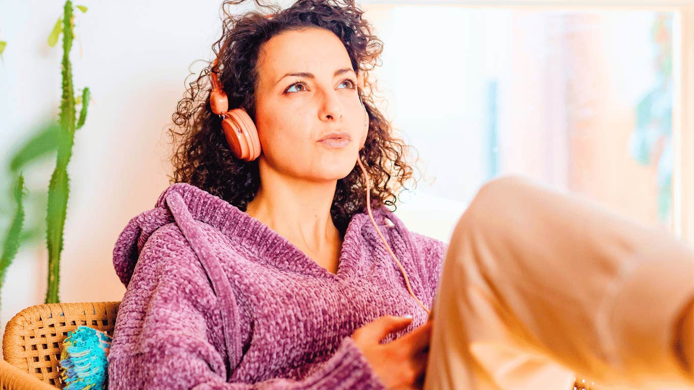 People Who Listen To The Same Music From High School Usually Have Really Good Traits