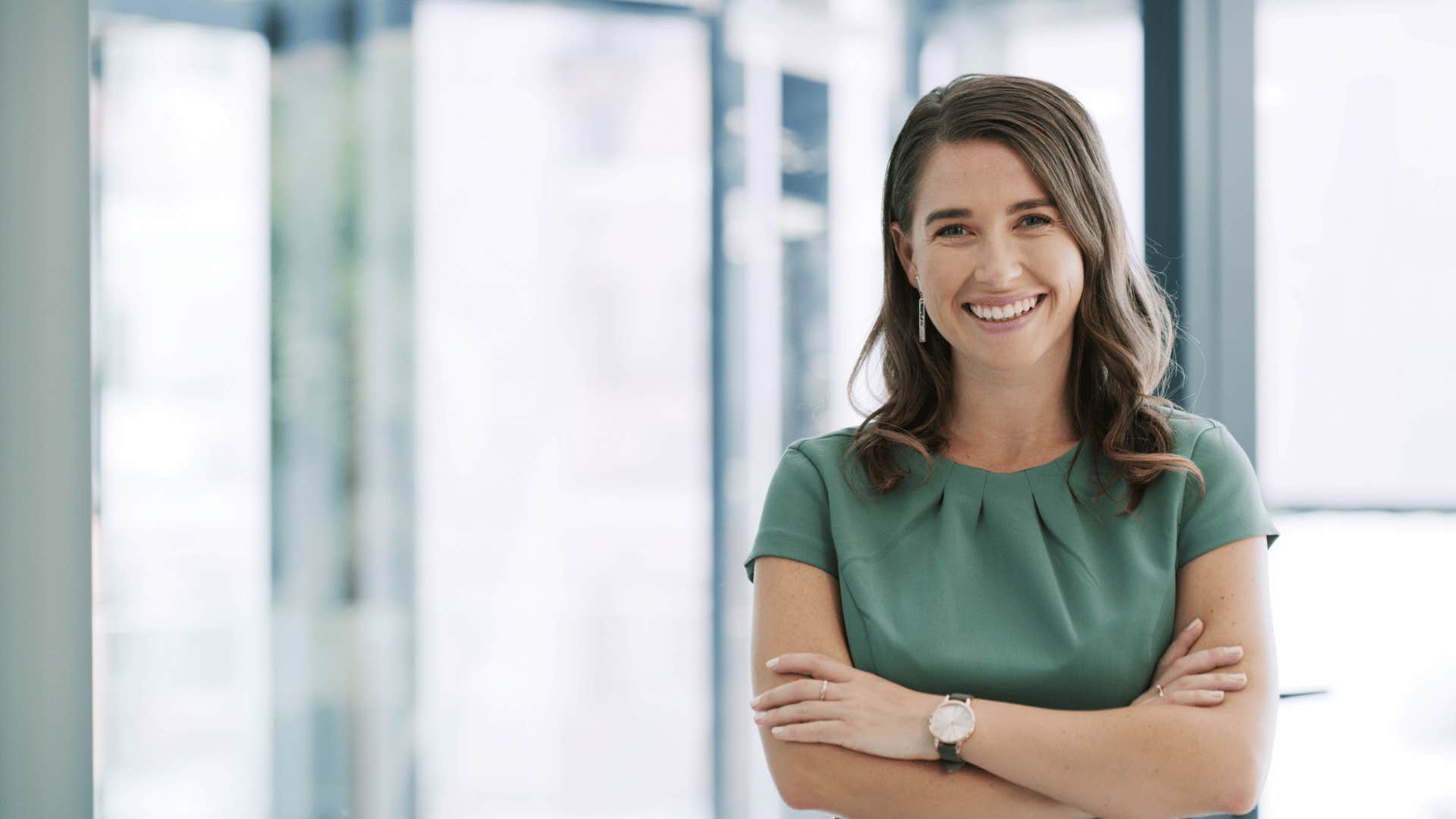 woman who rarely feels lost in life as she limits how she compares herself