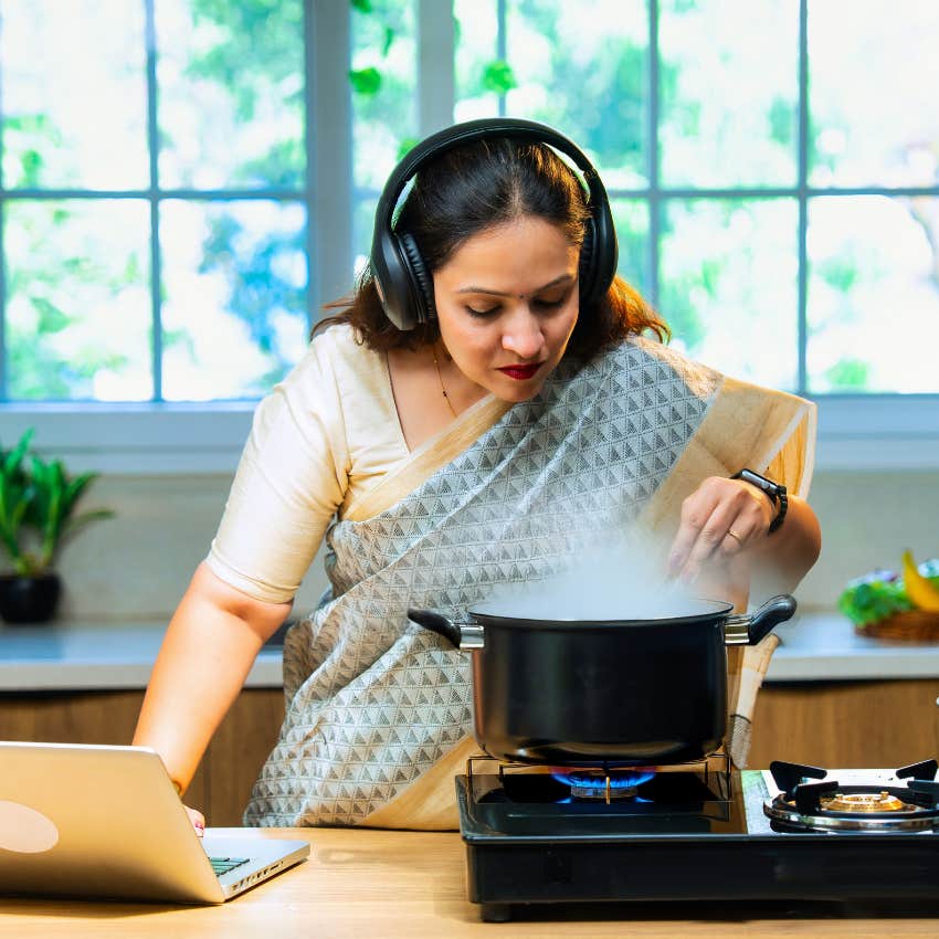 Woman who sees faces in everyday objects experiencing cognitive flexibility