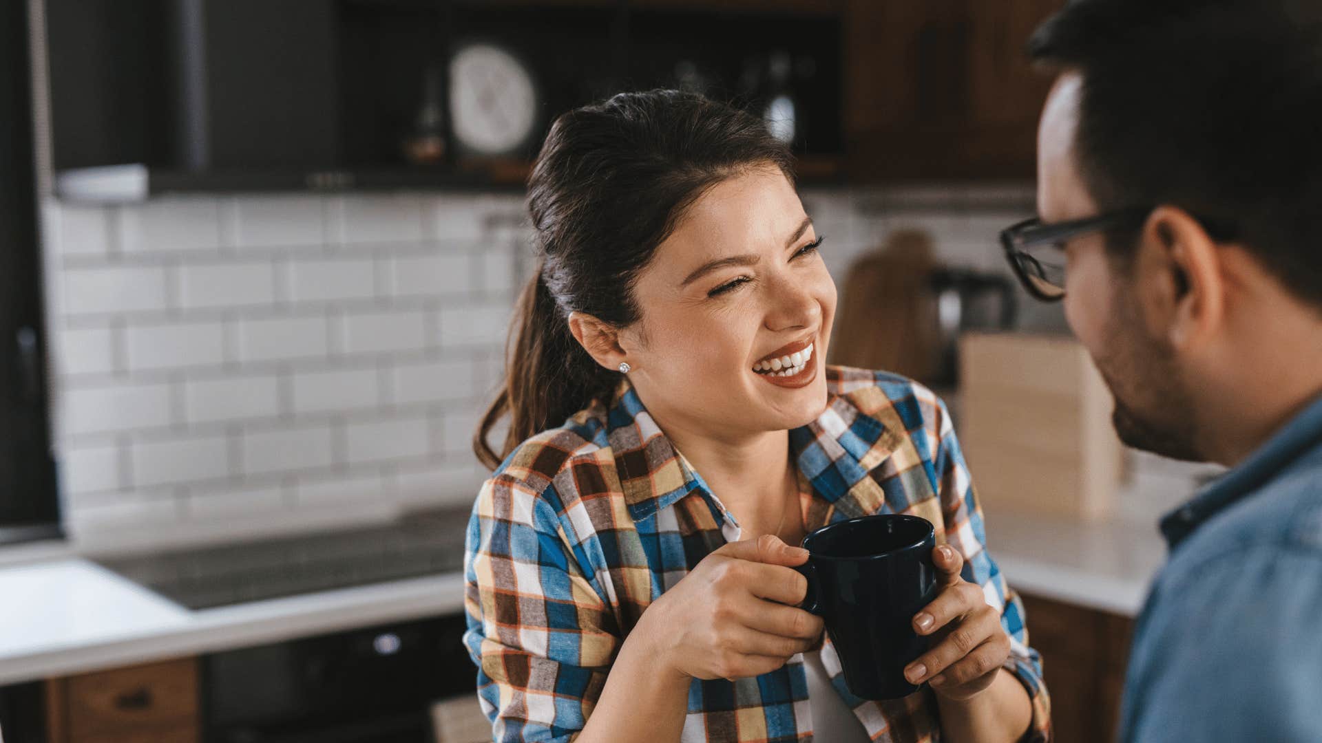 woman who is a wendy and thinks she can fix avoidant men