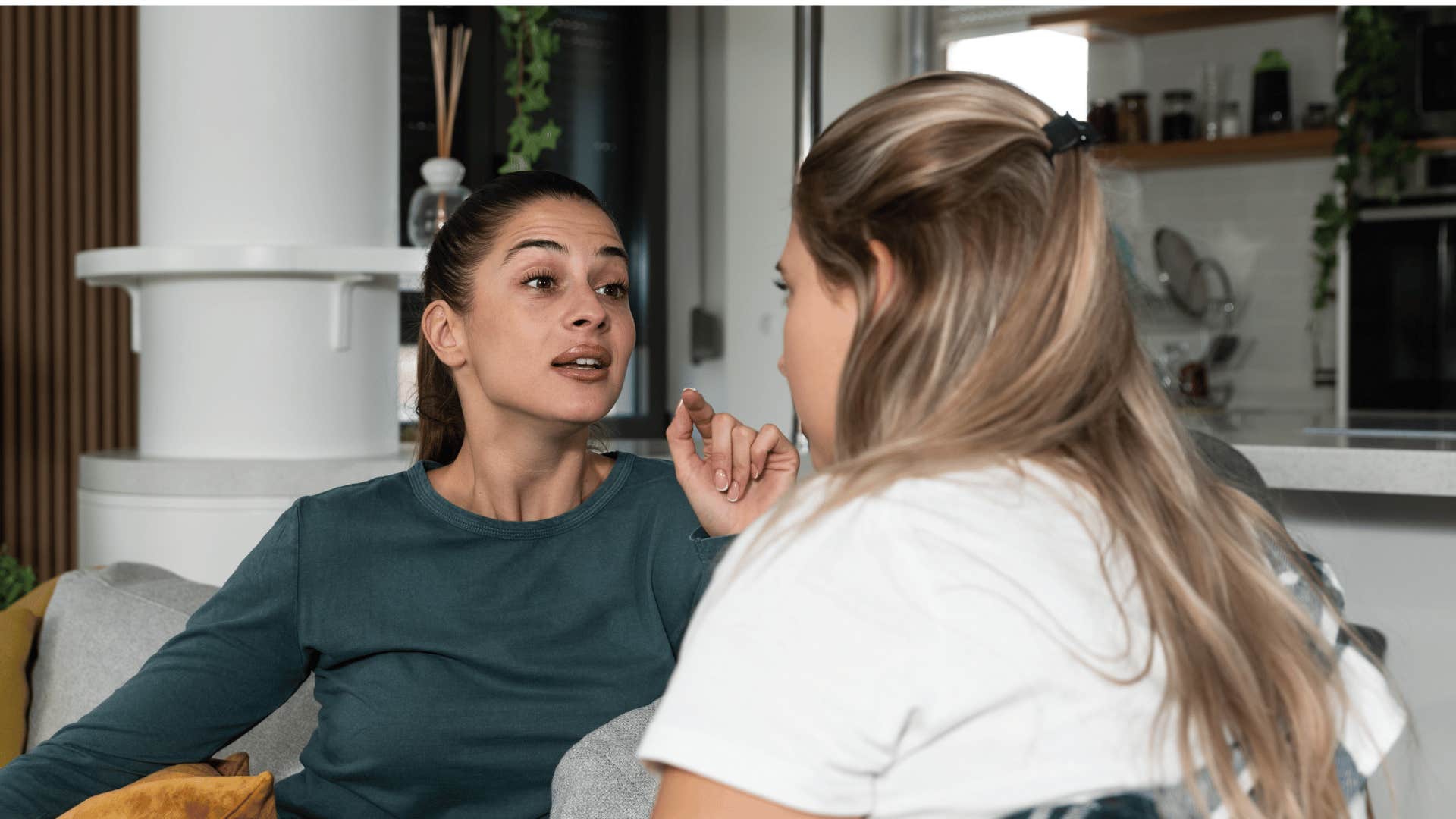 woman who is calculated and judgmental as she forms opinions quickly