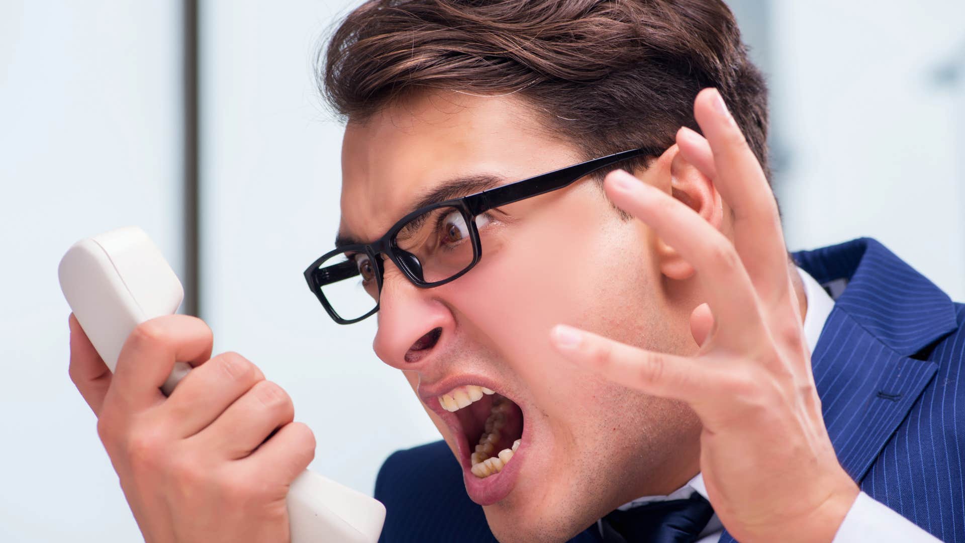 narcissistic son swearing at his parents on the phone