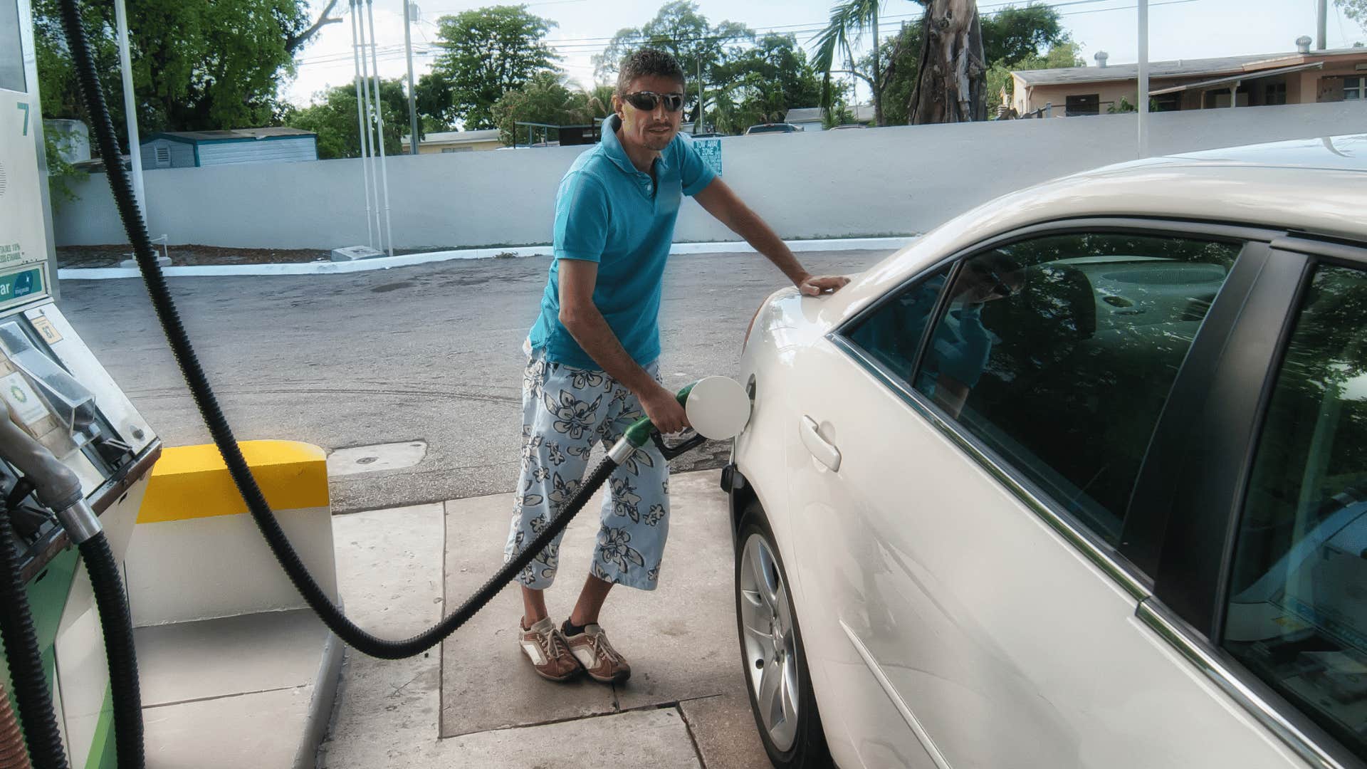 man who sees getting his wife's gas as the bare minimum instead of princess treatment