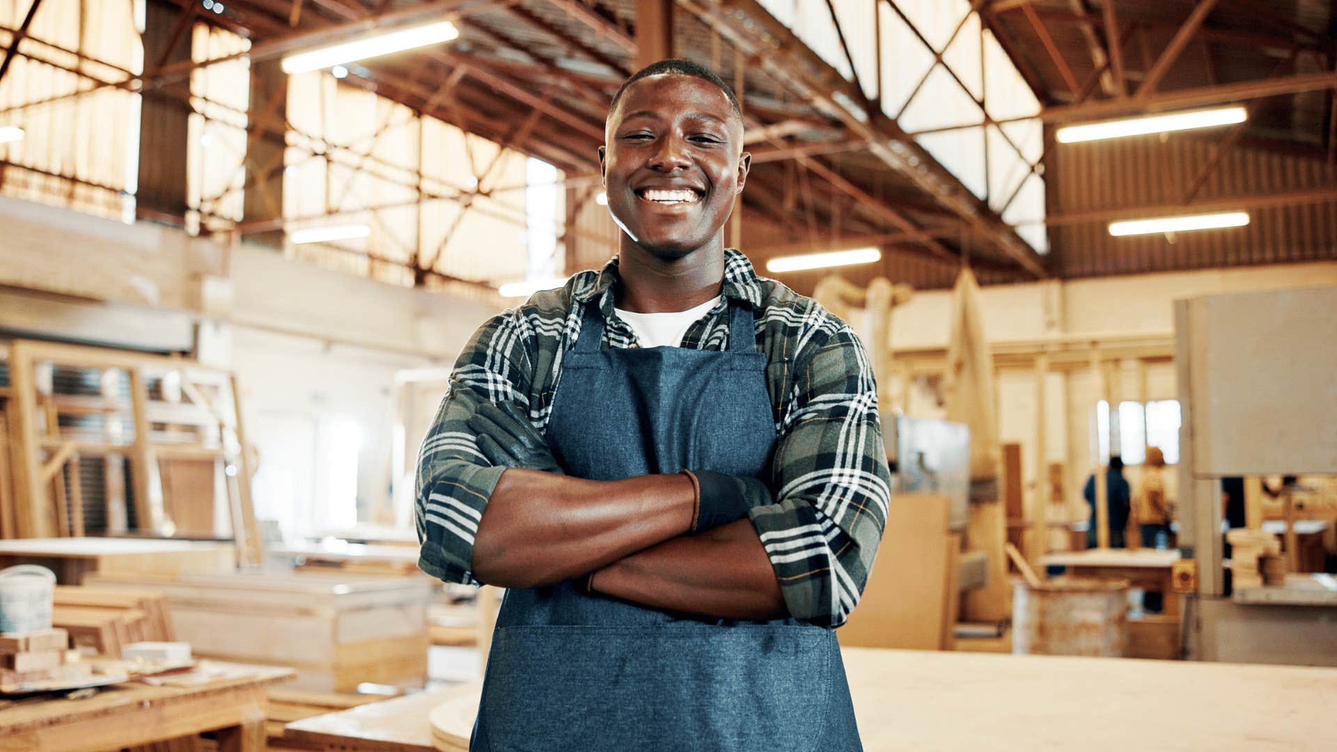 man who has a long-term money mindset as he thinks in terms of systems