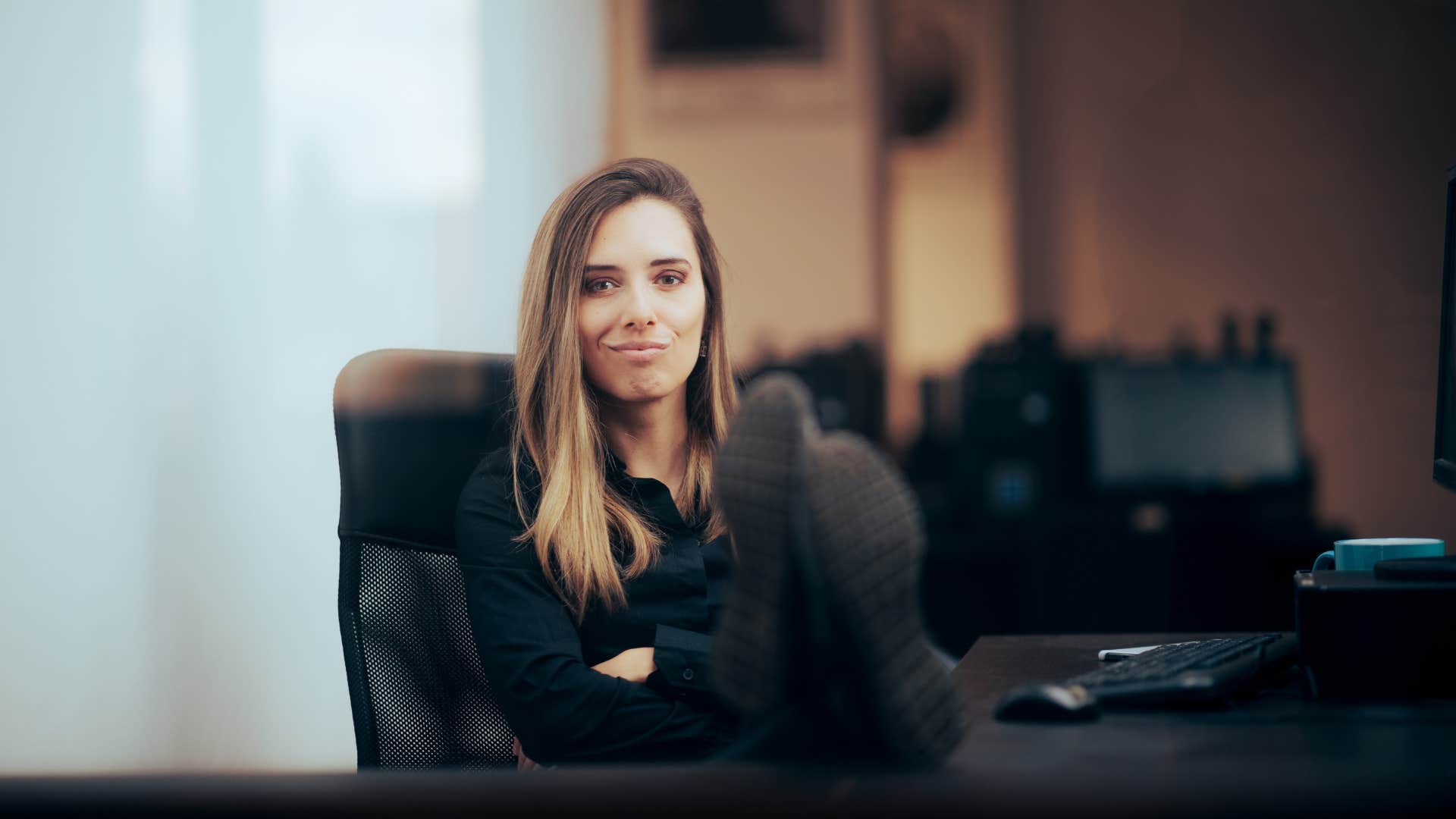 smug woman saying something is obvious