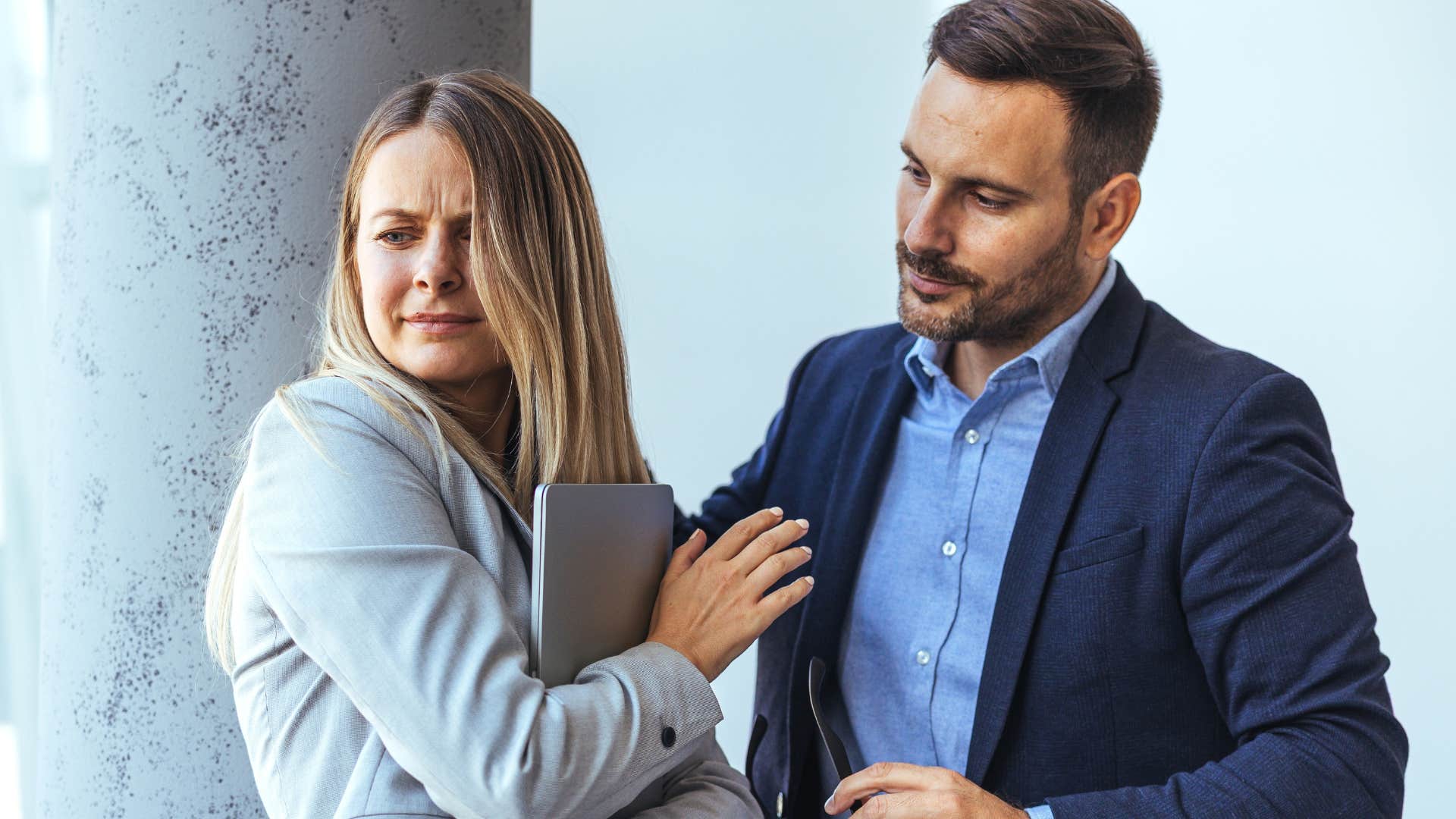narcissistic man who invades people's personal space at work