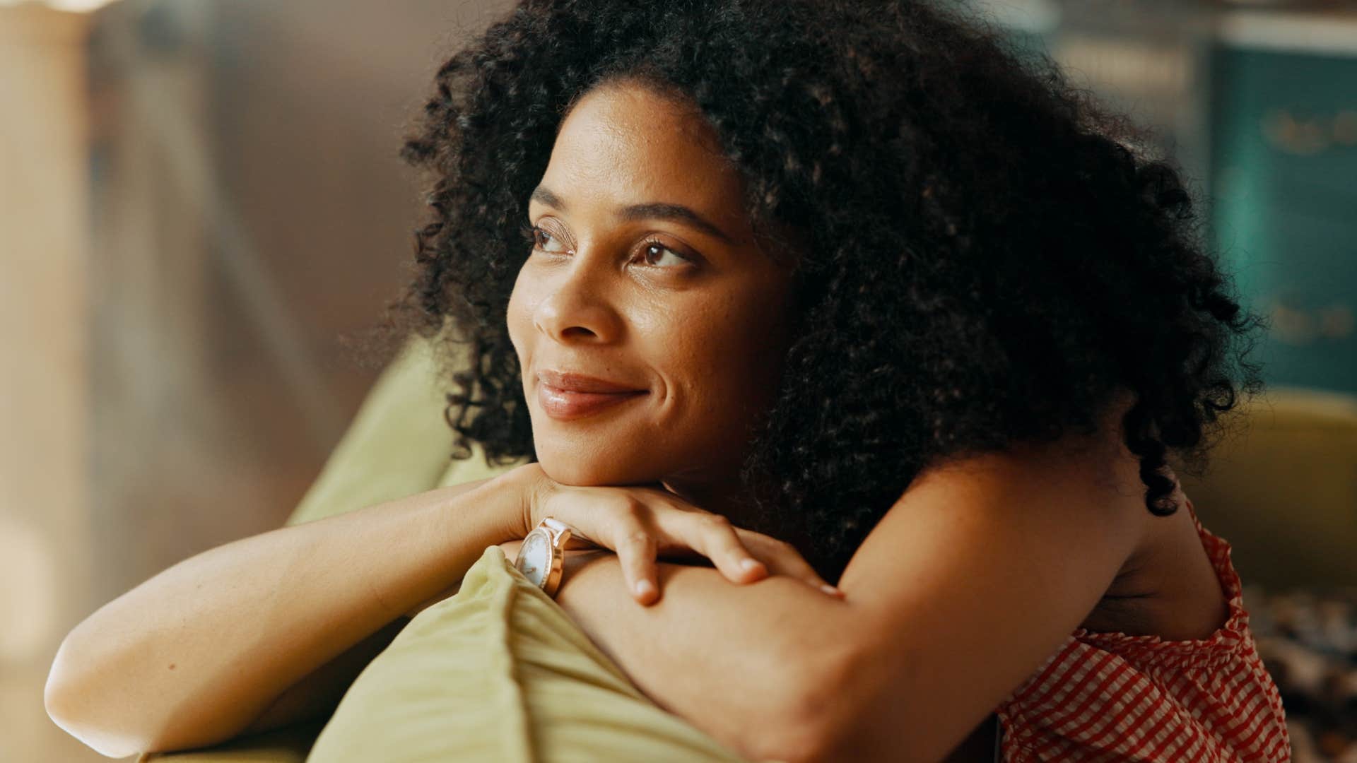 relaxed confident woman who doesn't overwork herself