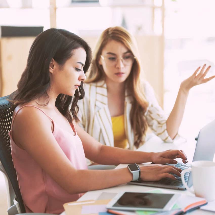 worker talking to her boss about a raise
