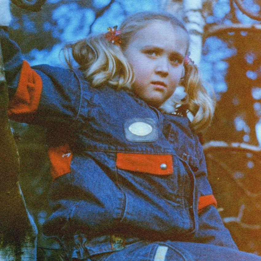 Gen X girl who became smarter than most because she spent time alone