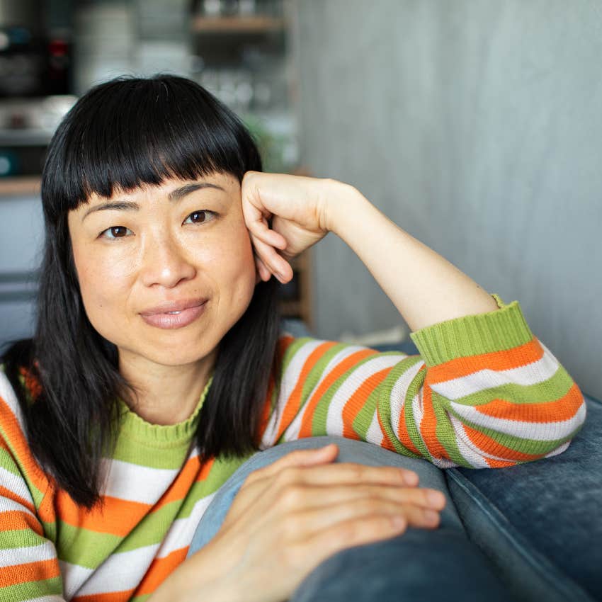 woman making someone want her again by being calm