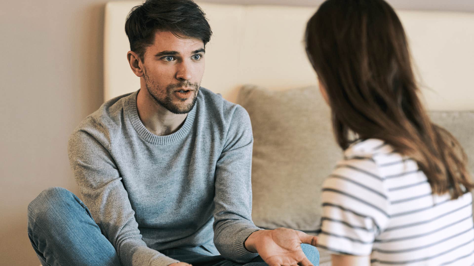 Woman ending her relationship with a disrespectful man 