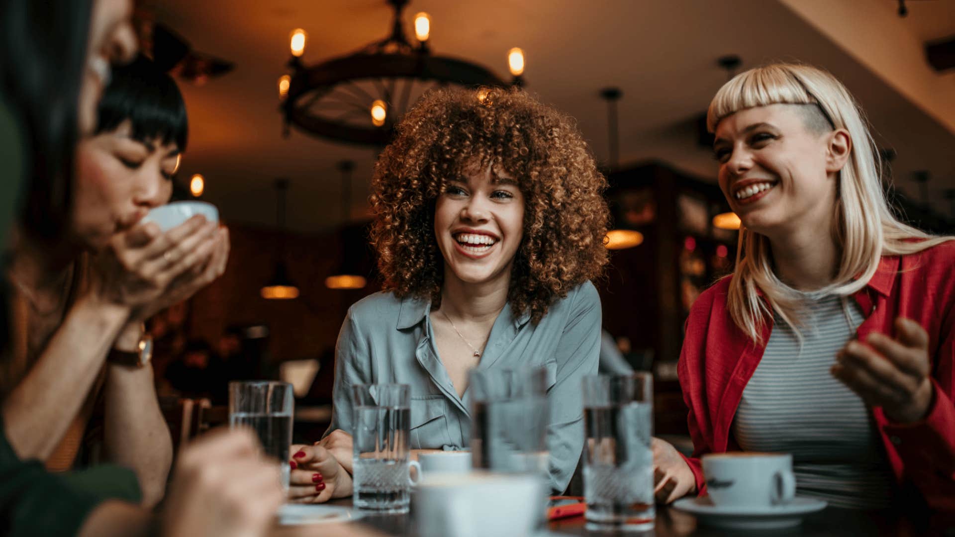 Woman who prioritizes quality friends during lunch 