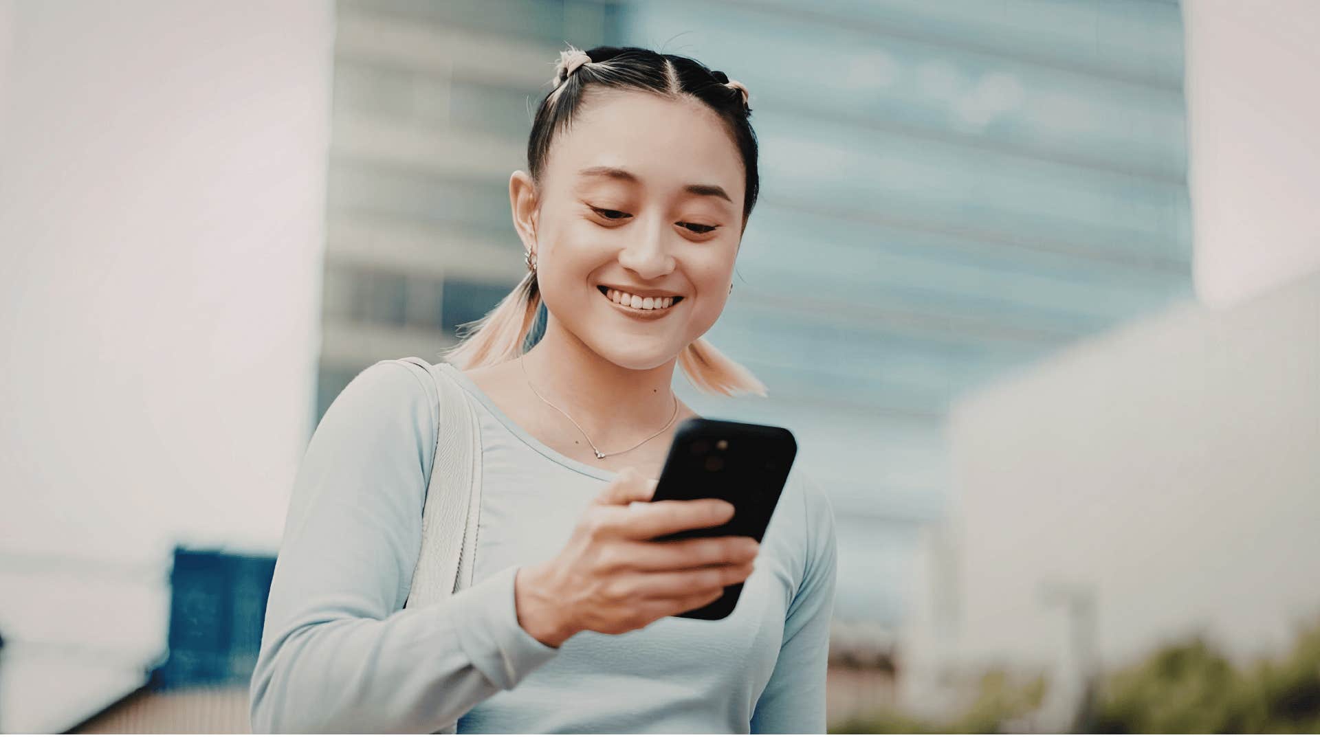 woman who little money playing mobile games