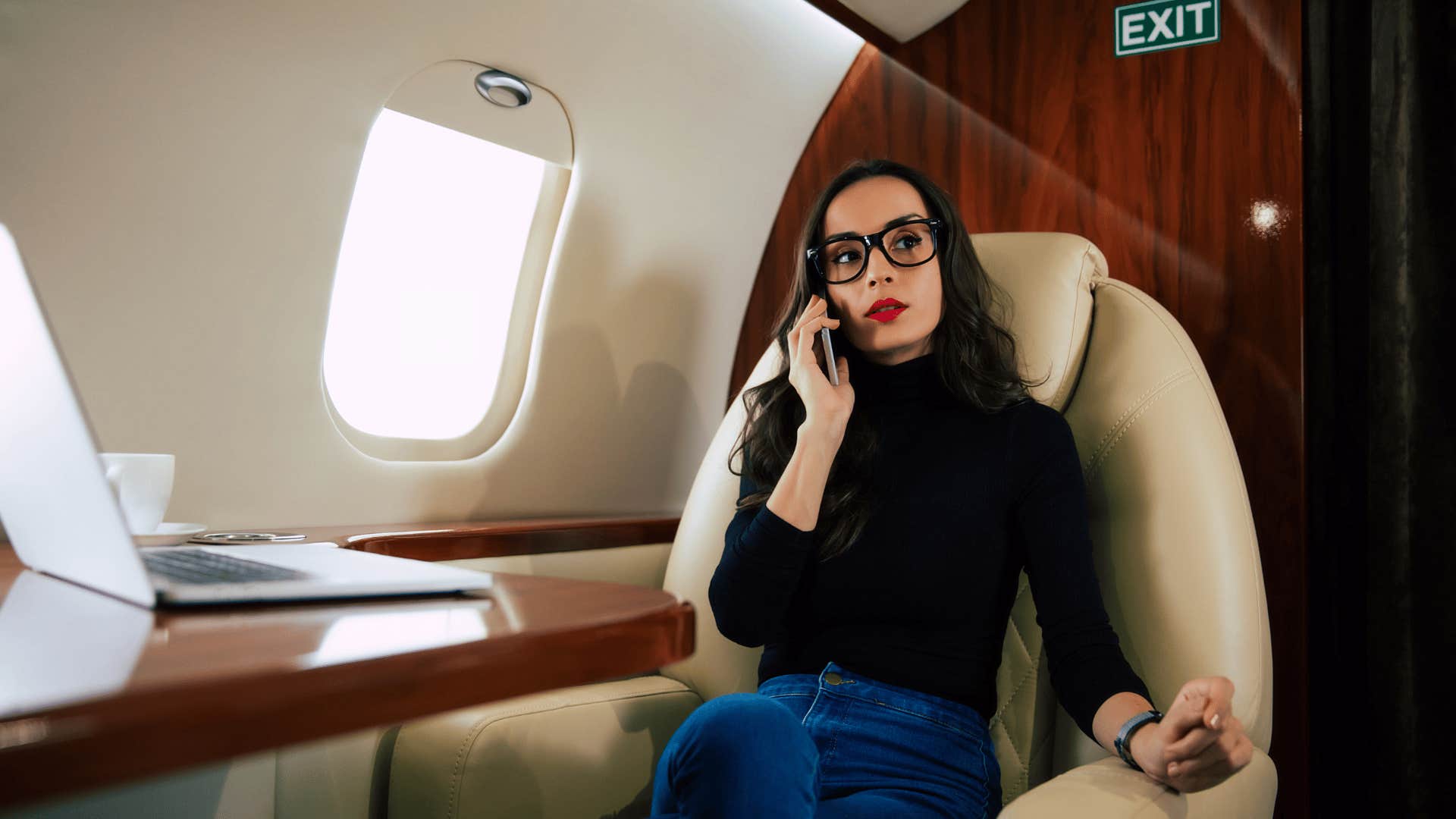 woman with a high iq who never really enjoyed taking advantage of her social status