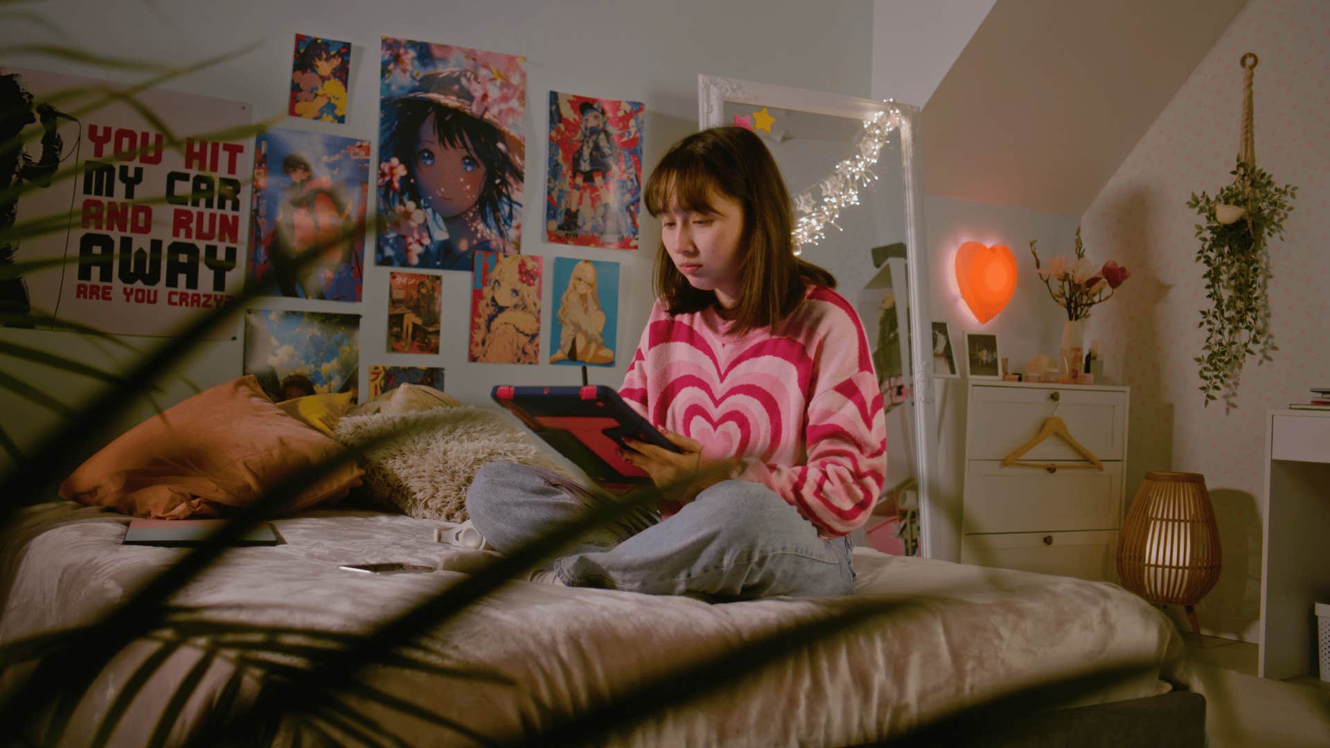 teenage girl reading with zero privacy as she's not allowed to lock doors