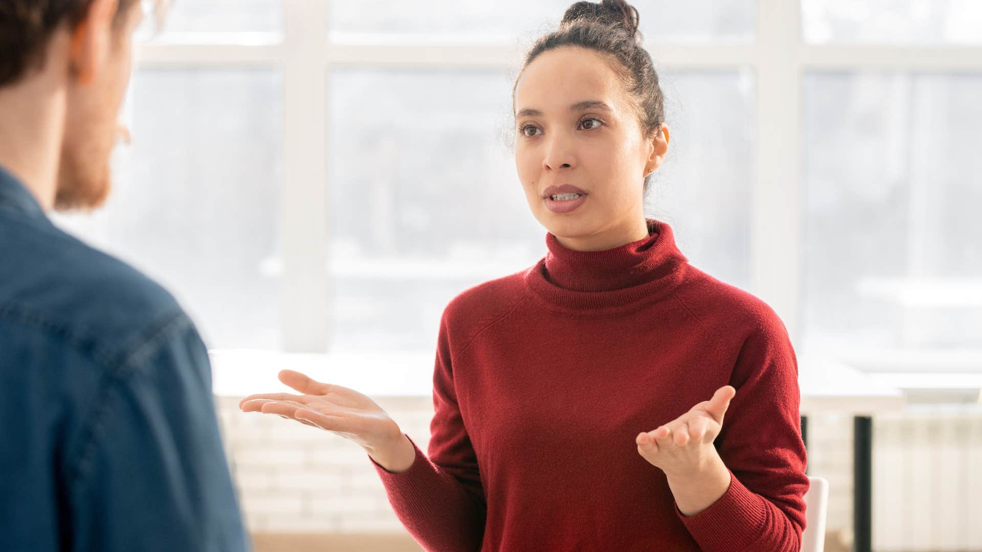 frustrated woman talking to friend