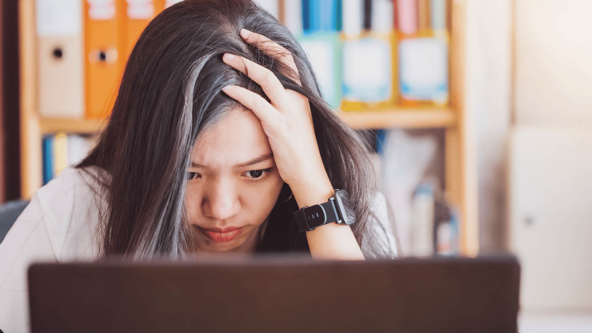 Woman showing up unprepared at work.