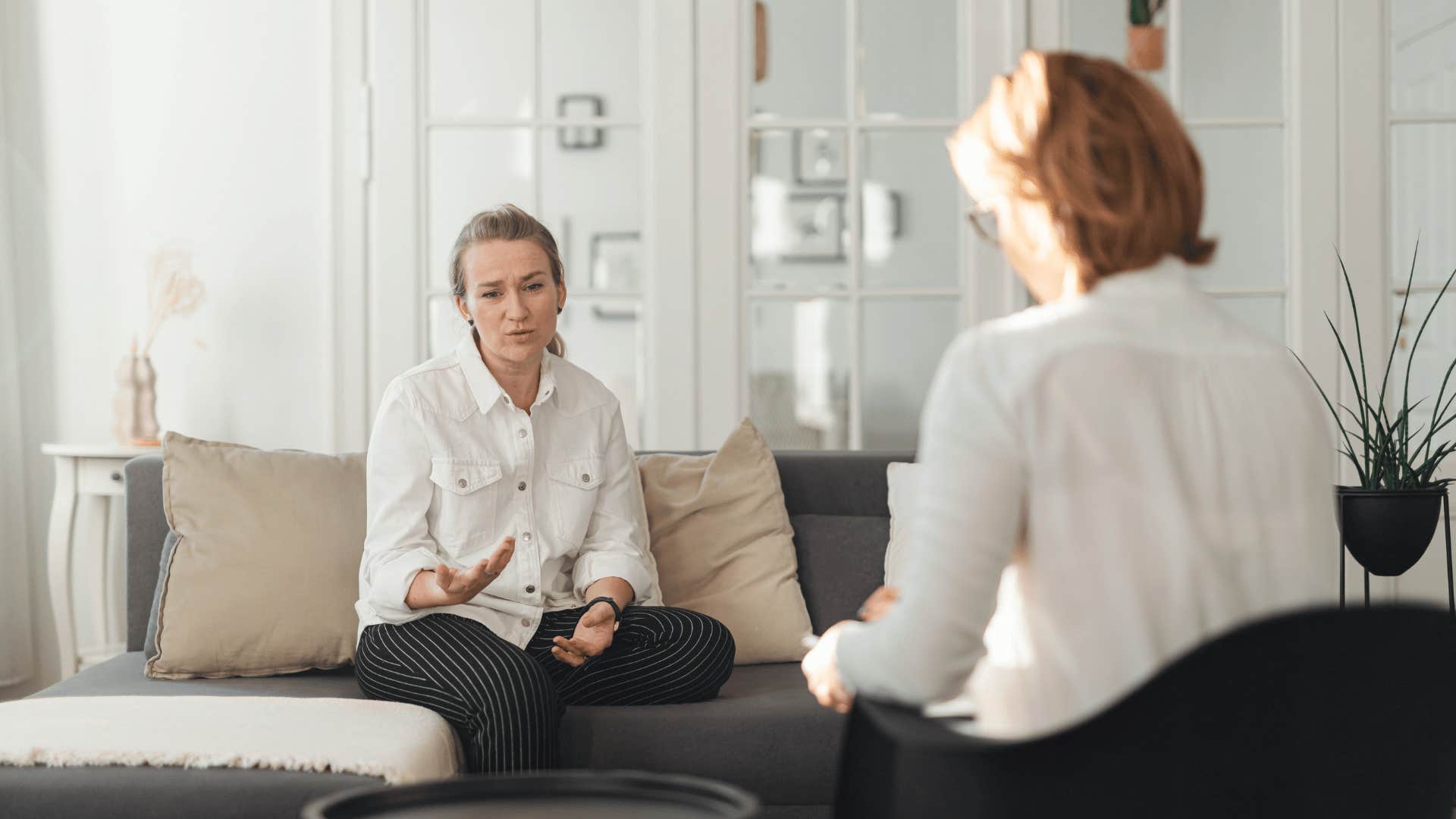 woman who refuses to apologize for putting her mental health first by going to therapy