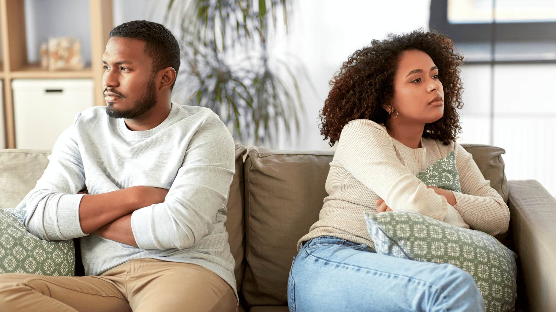 man who seems low effort because he backs off when he starts to feel close