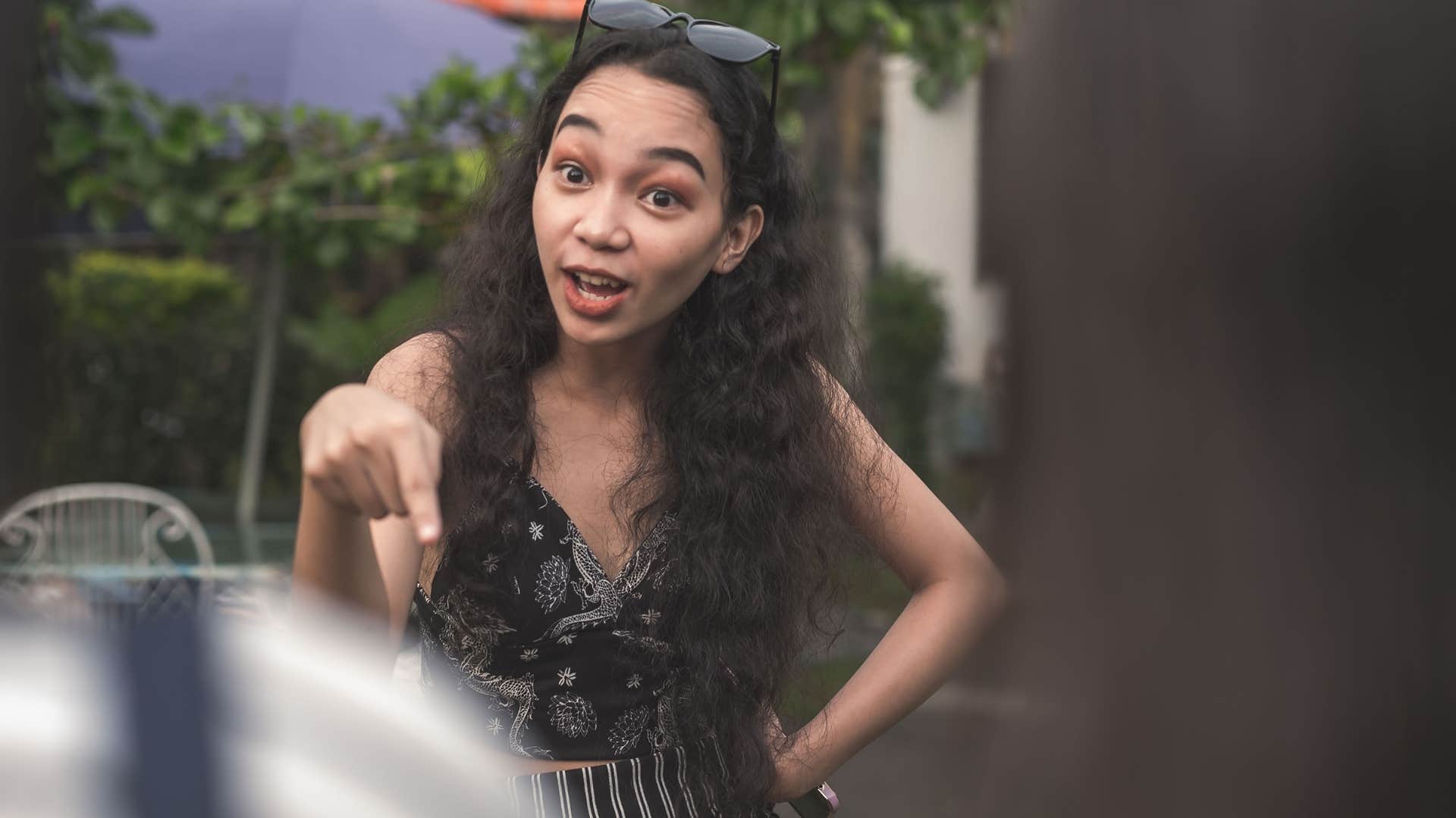 entitled woman arguing with strangers in public