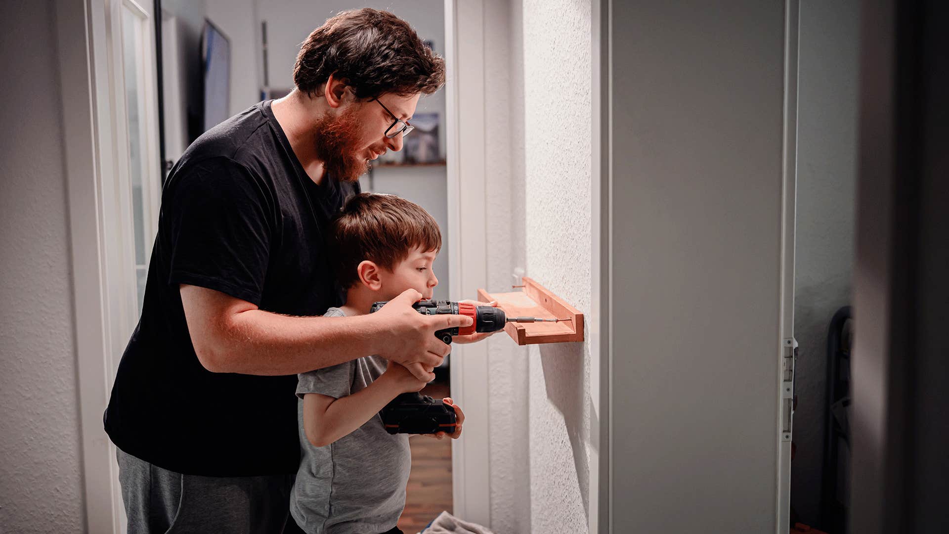 dad teaching child that Integrity and hard work go hand-in-hand