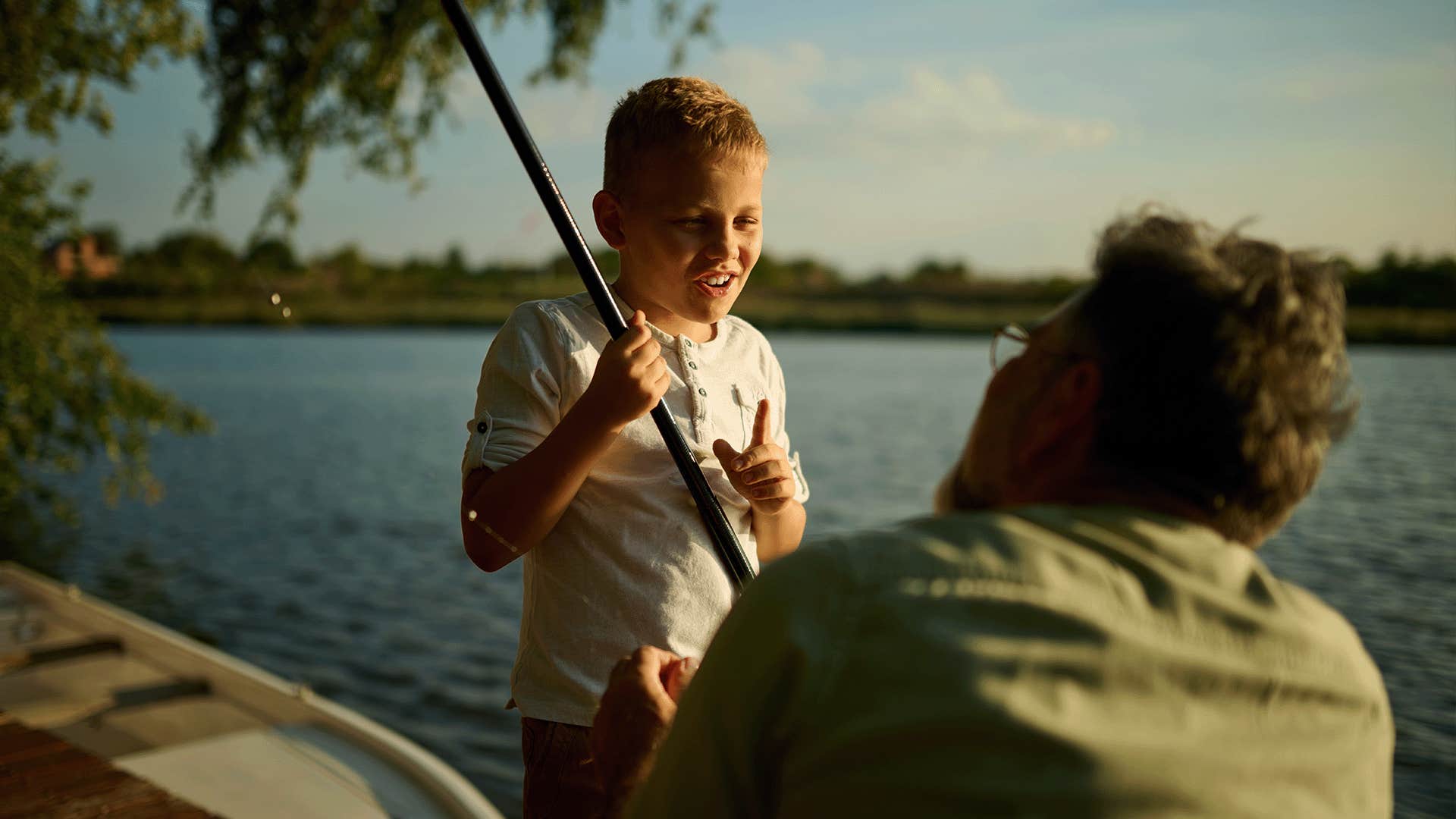 dad teaching child that spending time in nature can help you feel better