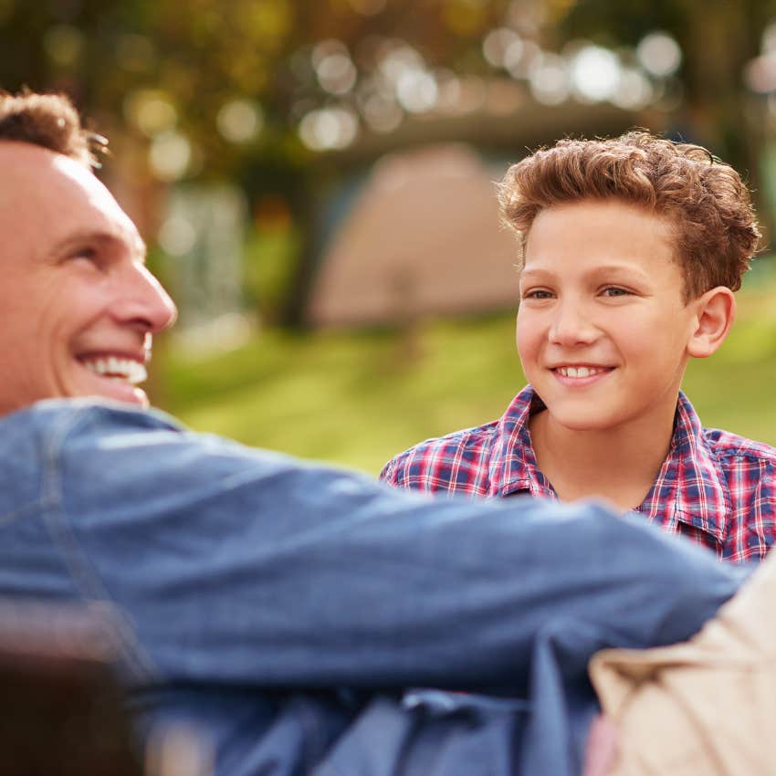 good dad telling happy son being kind costs nothing
