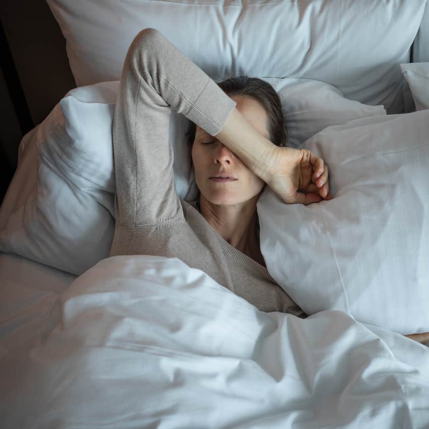 specific signs cortisol super high woman having difficulty sleeping