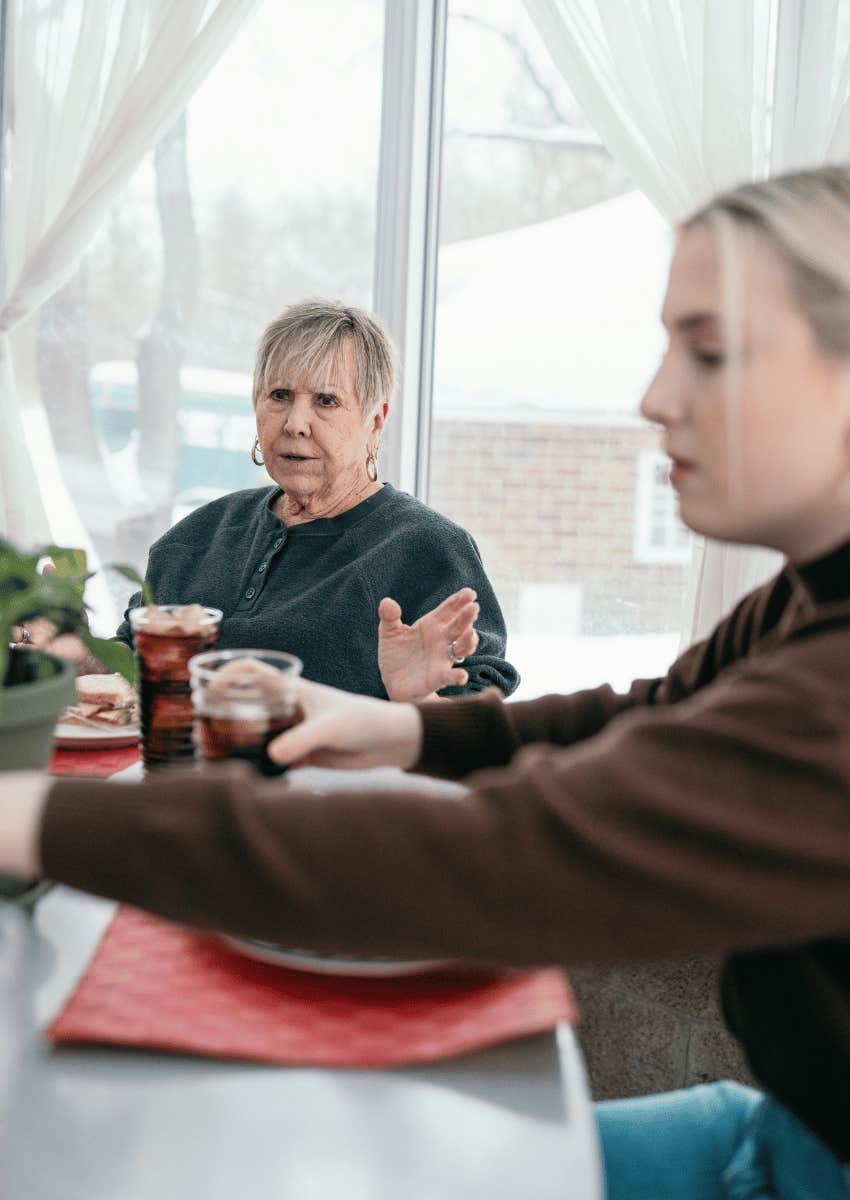 disagreement between boomer parent and millennial adult kid